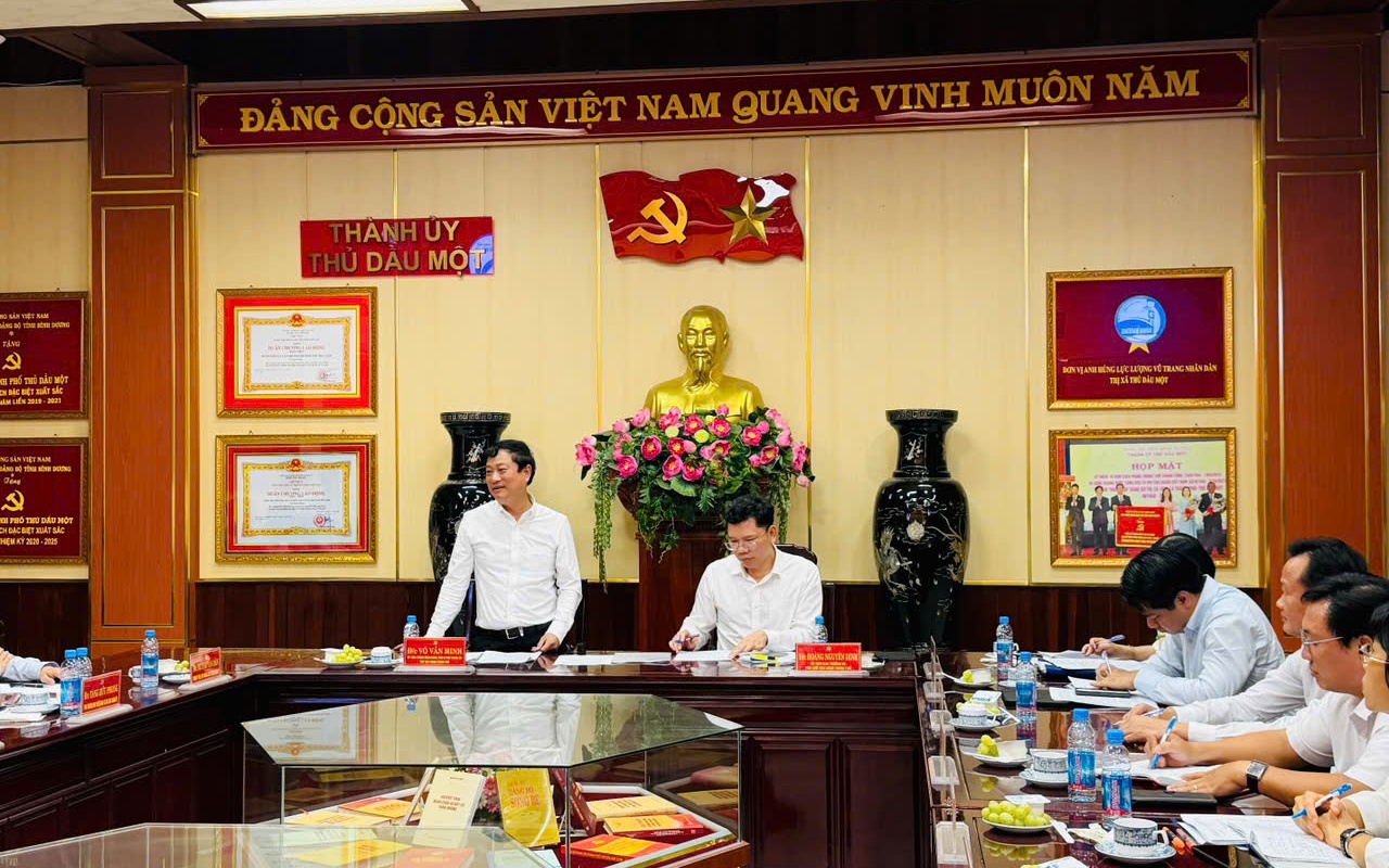 Chủ tịch HĐND TPHCM yêu cầu xử lý dứt điểm dự án treo gần 20 năm ở Thủ Dầu Một