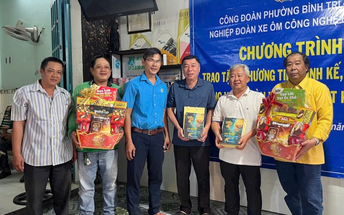 Học Bác qua những điều giản dị (*): Bền bỉ rèn luyện, cống hiến - Ảnh 1.