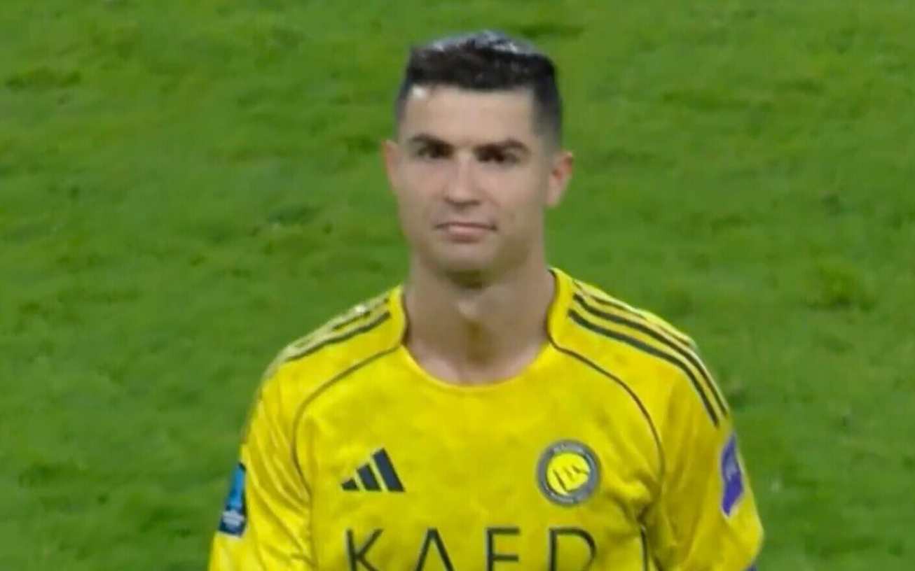Hành động “xấu xí” của Ronaldo sau chung kết C2 châu Á