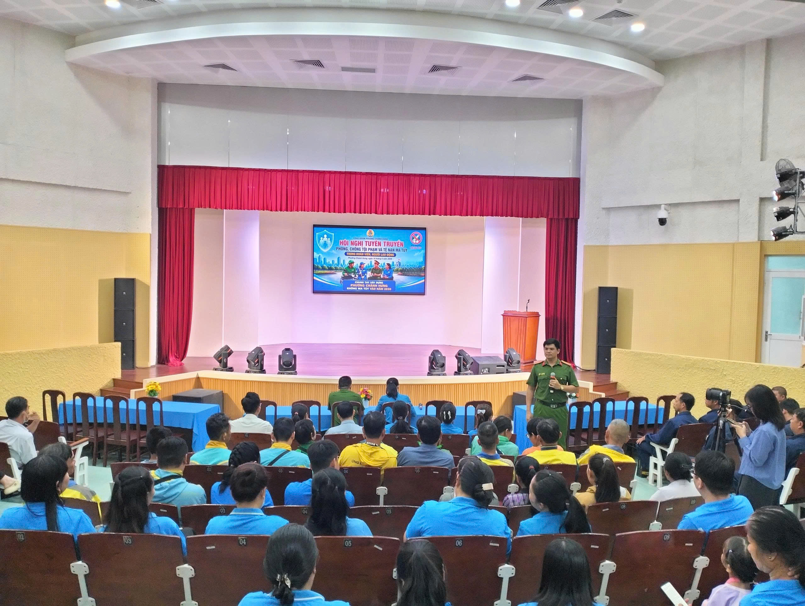 Ngăn chặn ma túy trong công nhân lao động - Ảnh 1.