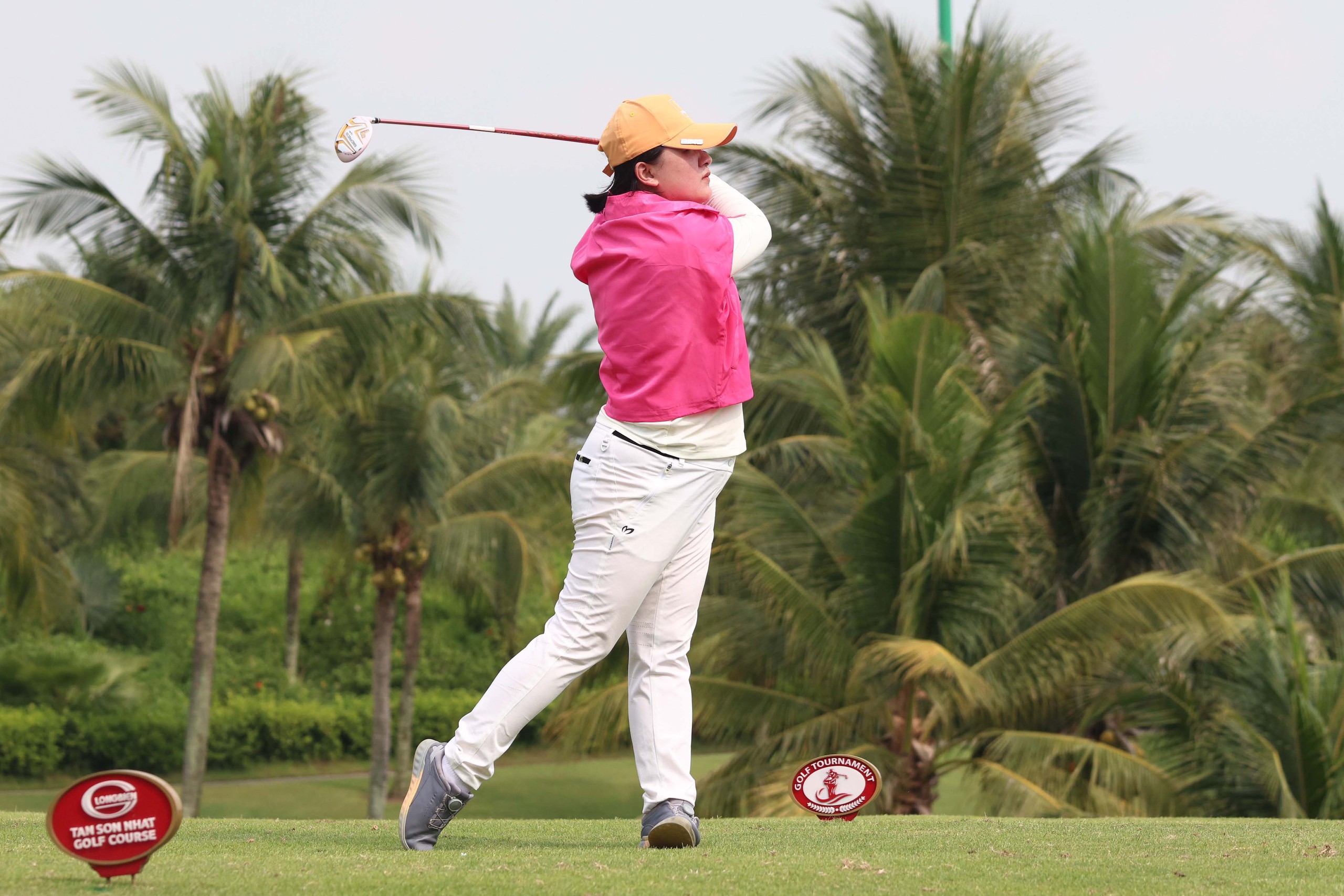 Những khoảnh khắc ấn tượng tại giải Golf "T&ocirc;i y&ecirc;u Việt Nam" lần 4" - Ảnh 21.