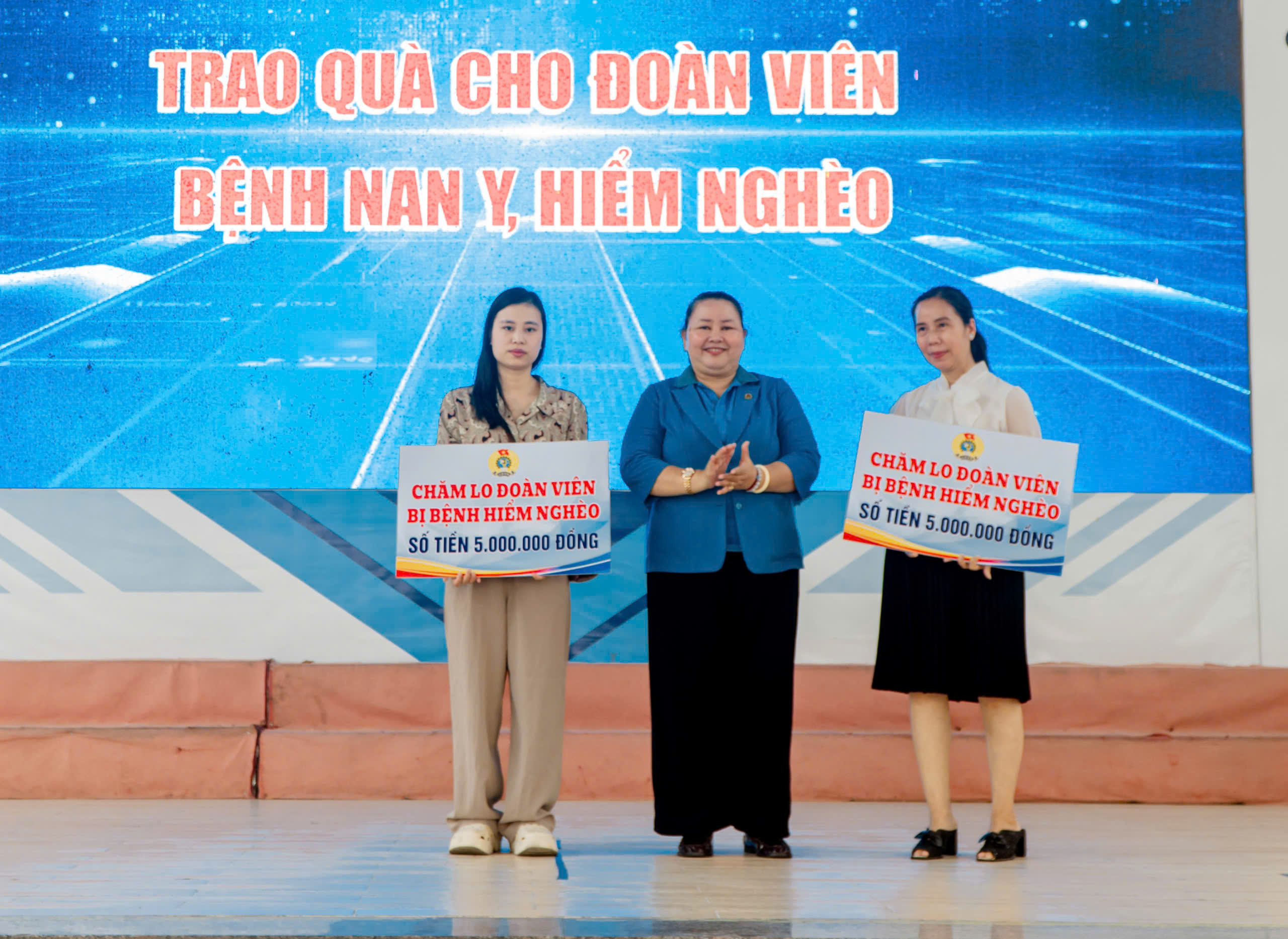 Thi đua chăm lo thiết thực cho đoàn viên, lao động khó khăn - Ảnh 2.