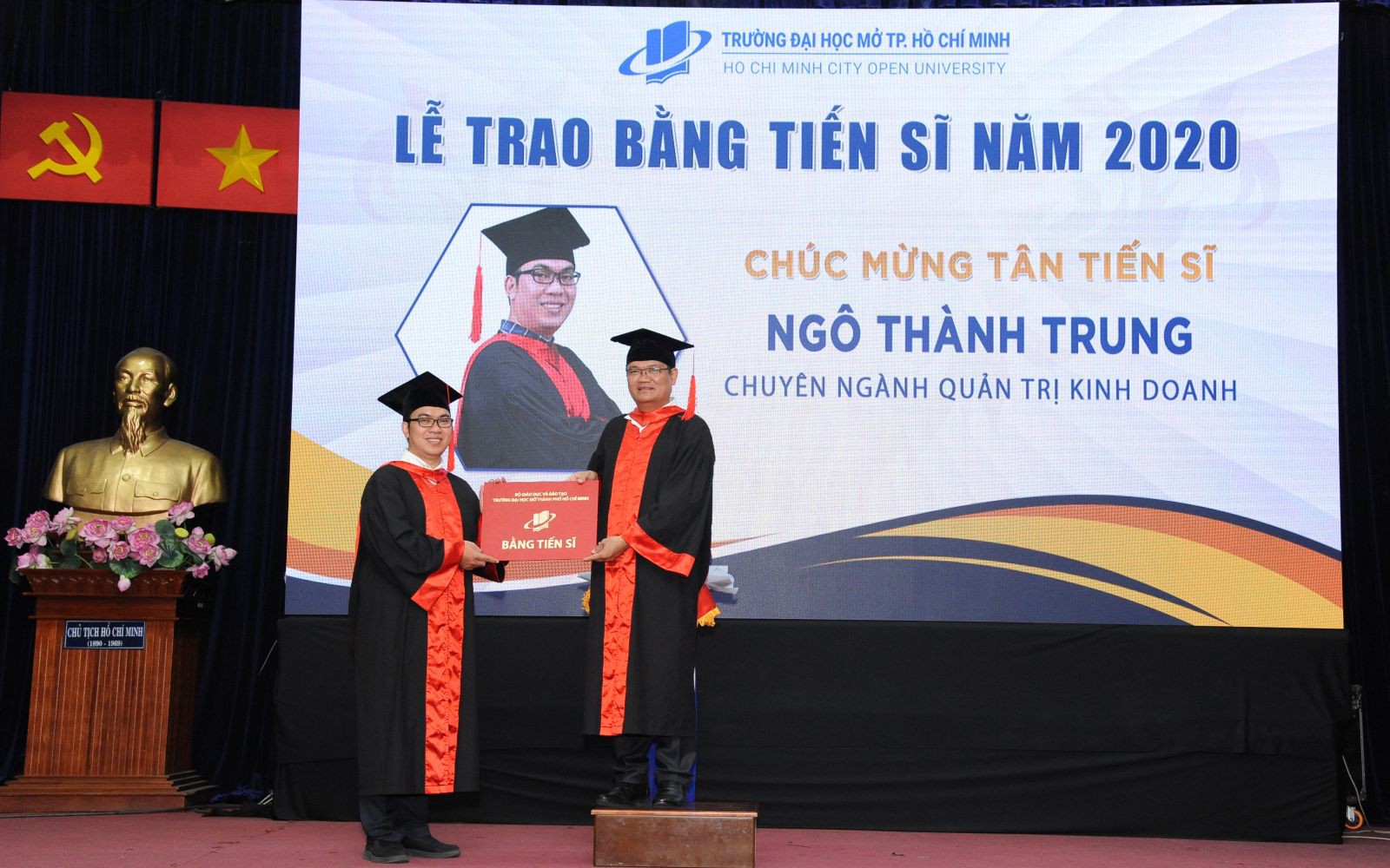 Đề xuất miễn phản biện luận án cho nghiên cứu sinh xuất sắc