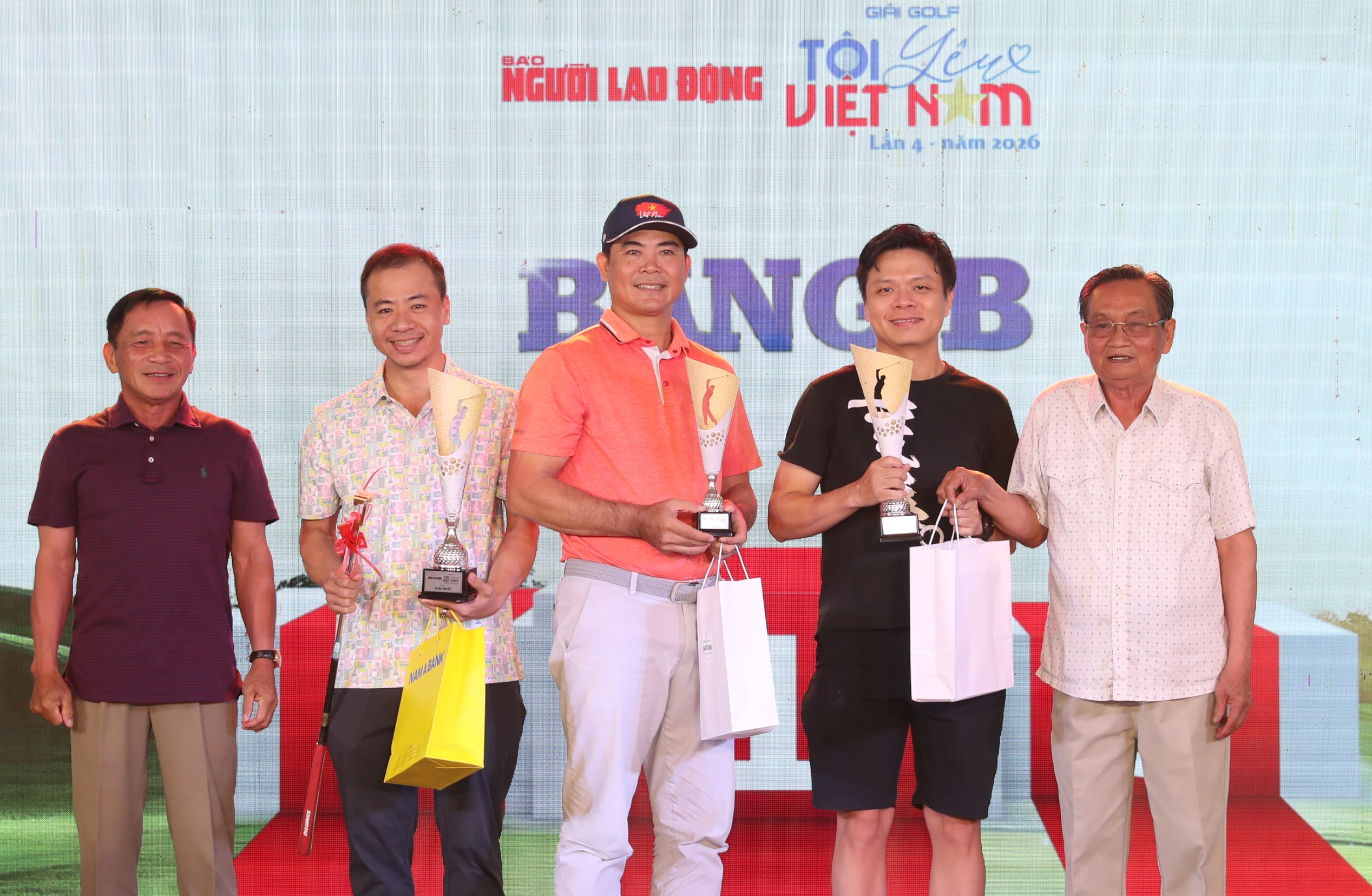 Những khoảnh khắc ấn tượng tại giải Golf "T&ocirc;i y&ecirc;u Việt Nam" lần 4" - Ảnh 35.