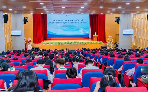 Đưa dữ liệu bệnh viện và AI vào giảng đường