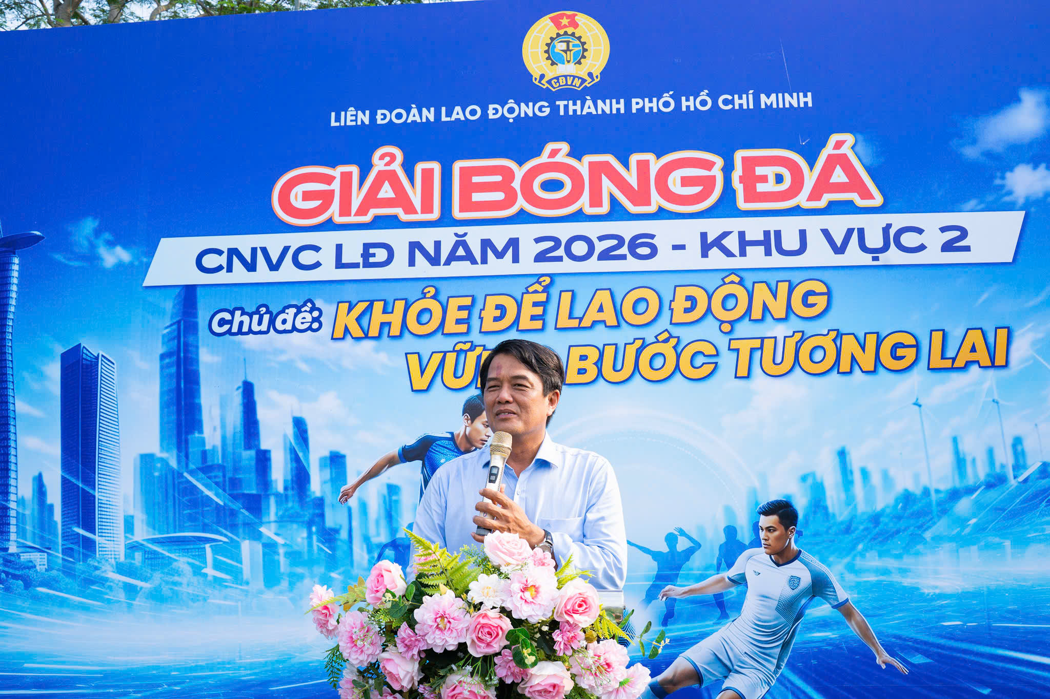 Hơn 750 công nhân tranh tài tại giải bóng đá do LĐLĐ TPHCM tổ chức - Ảnh 2.