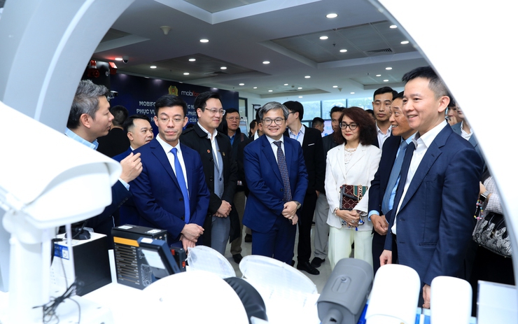 Thủ tướng Lê Minh Hưng nhấn mạnh vai trò công nghệ chiến lược trong phát triển Việt Nam - Ảnh 2.
