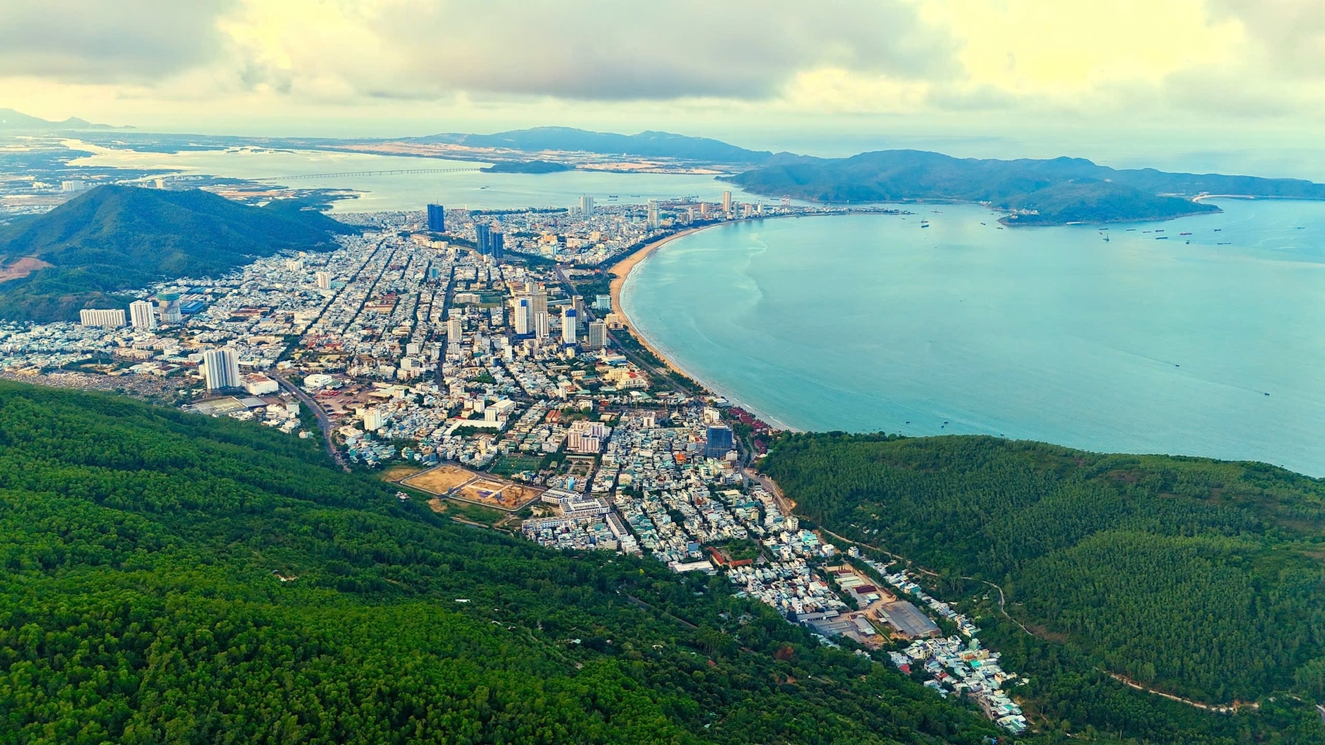 Quy hoạch “siêu” đô thị du lịch gần 2.900 ha ven biển Quy Nhơn - Ảnh 1.
