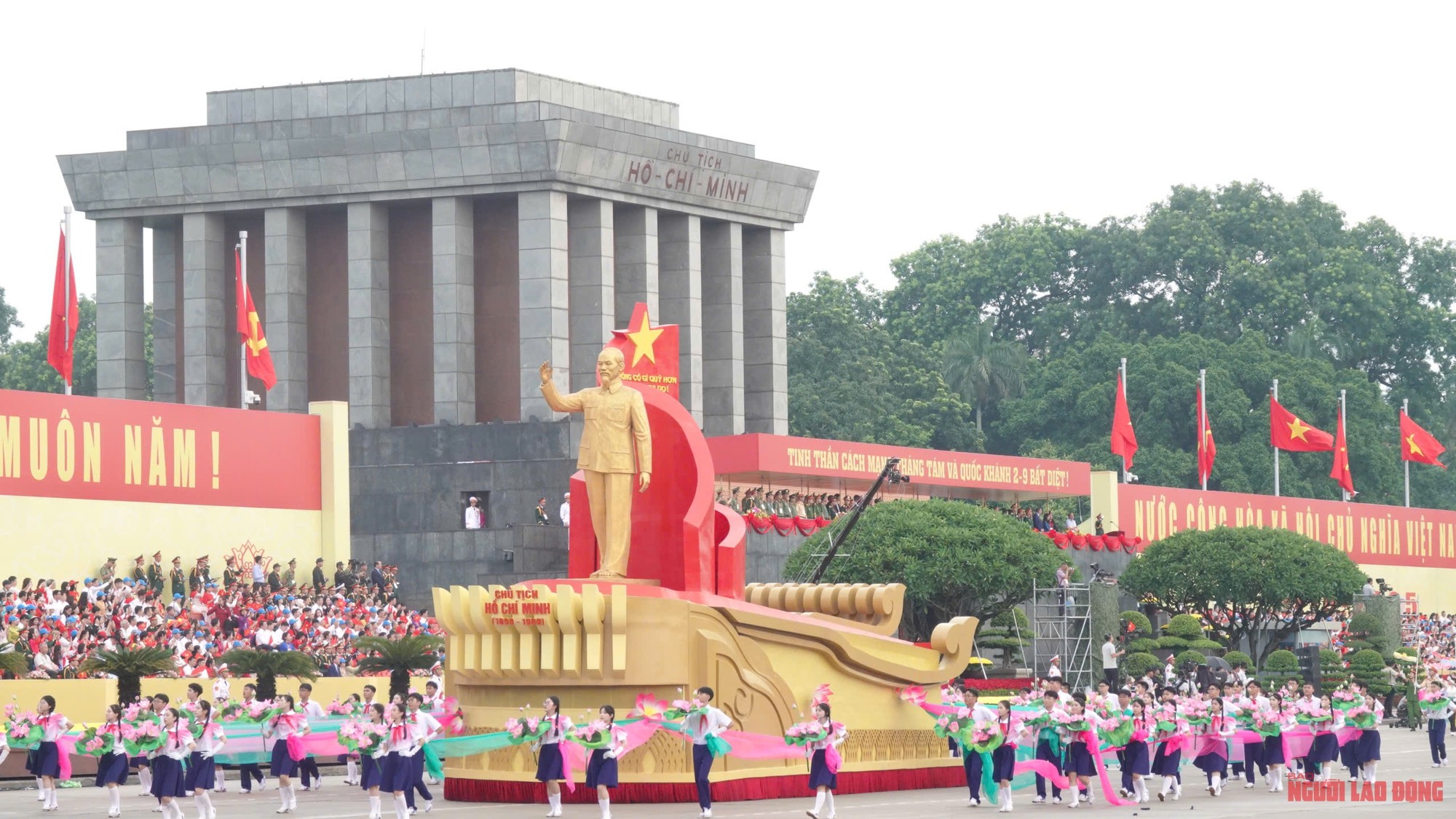 Tư tưởng Hồ Ch&iacute; Minh soi s&aacute;ng h&agrave;nh tr&igrave;nh ph&aacute;t triển đất nước - Ảnh 9.