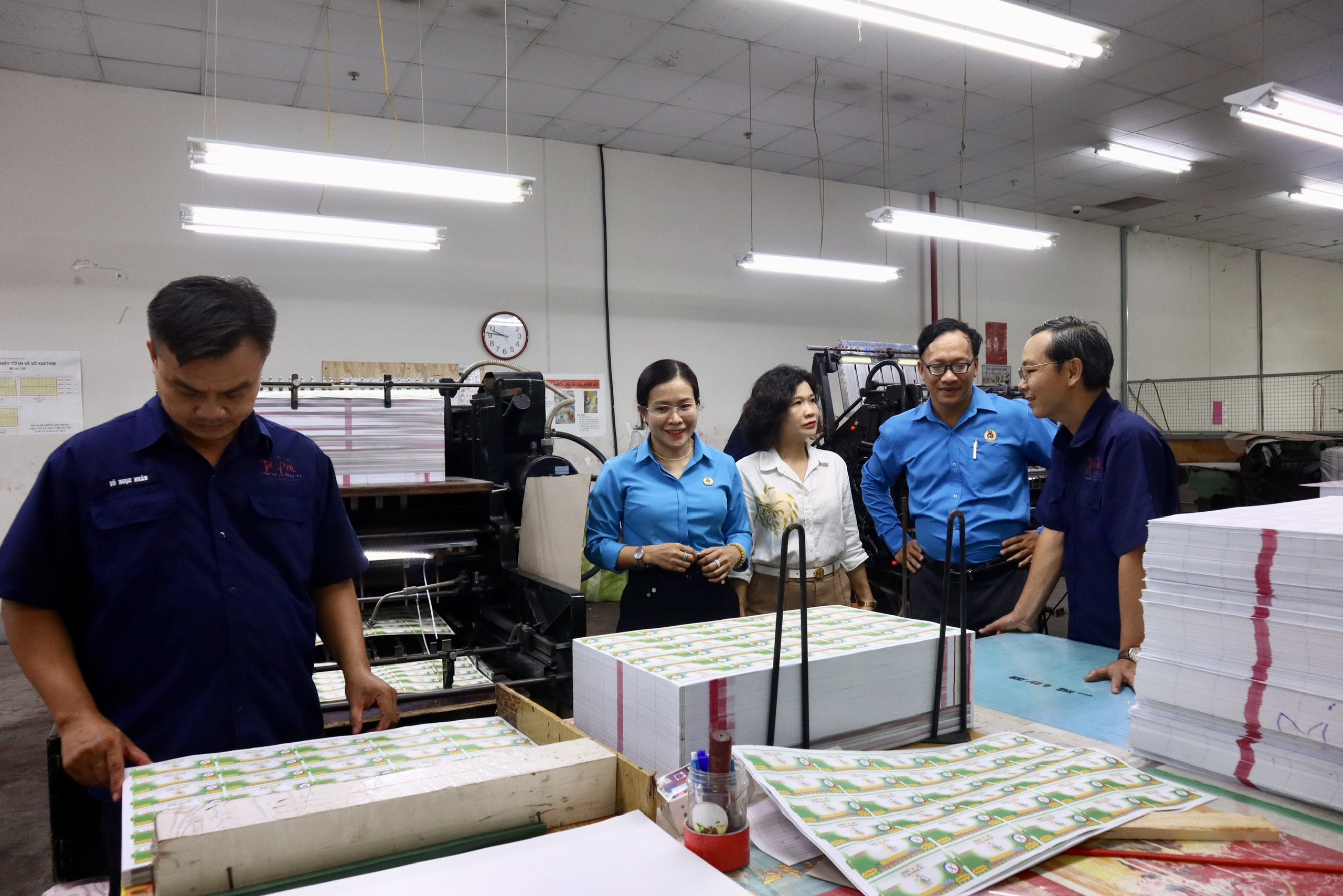 Ghi nhận, tri ân đóng góp của người lao động nhân Tháng Công nhân - Ảnh 3.