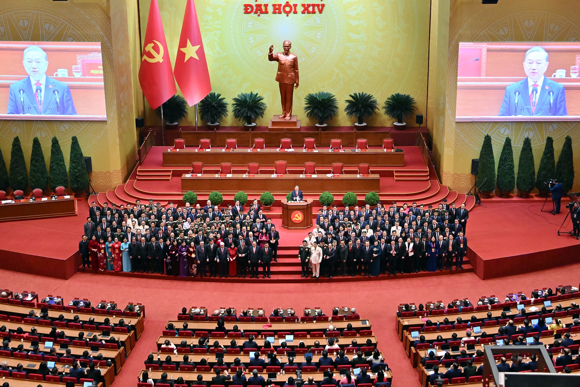 Tư tưởng Hồ Ch&iacute; Minh soi s&aacute;ng h&agrave;nh tr&igrave;nh ph&aacute;t triển đất nước - Ảnh 30.
