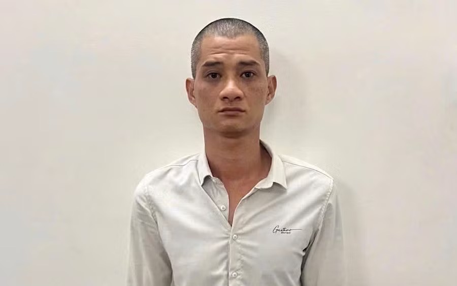 Đối tượng đặc biệt nguy hiểm bị truy nã ra đầu thú sau gần 2 năm lẩn trốn