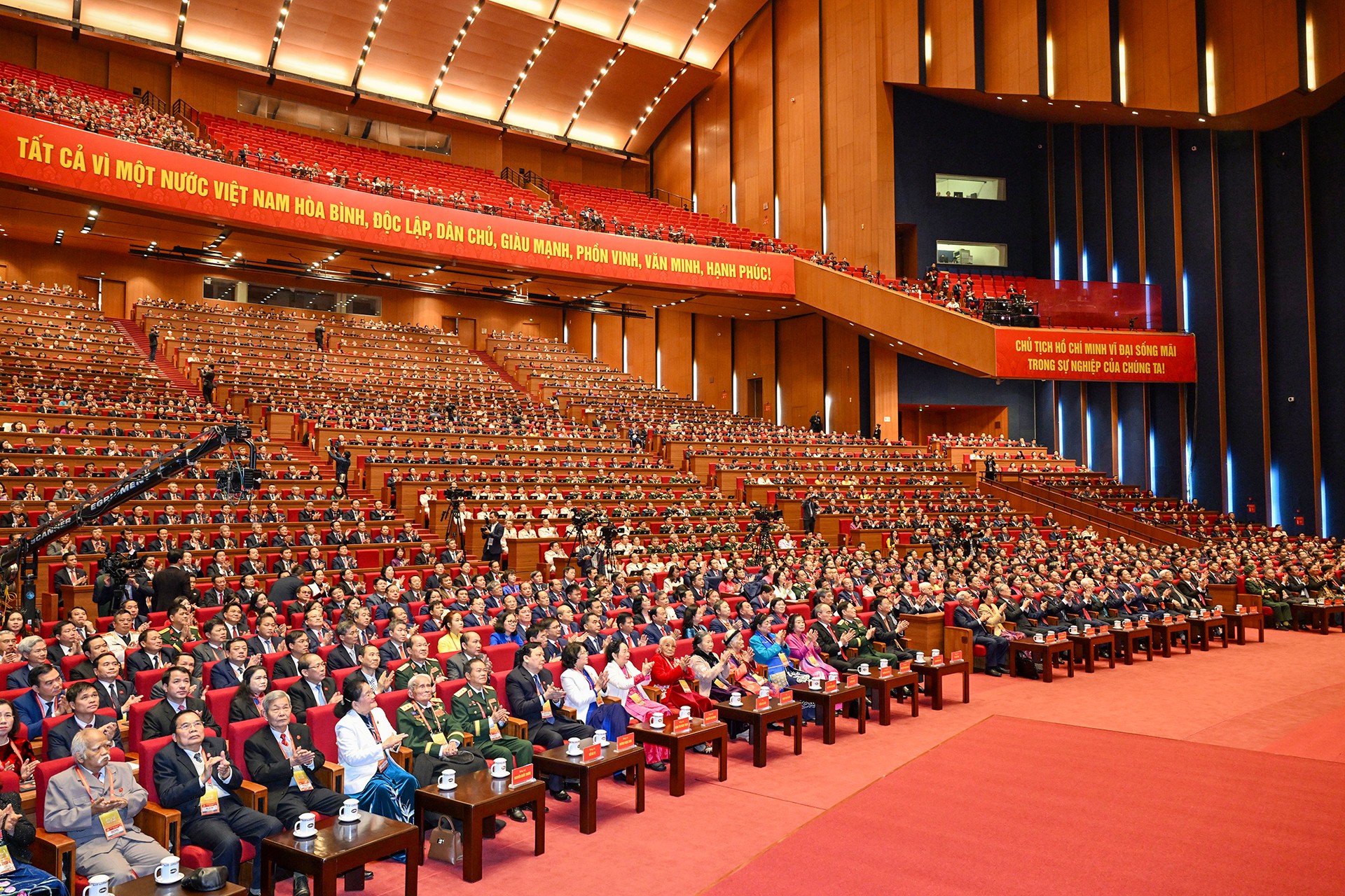 Tư tưởng Hồ Ch&iacute; Minh soi s&aacute;ng h&agrave;nh tr&igrave;nh ph&aacute;t triển đất nước - Ảnh 29.
