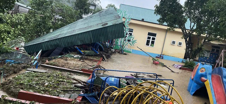 Mưa lũ gây sạt lở đất Quảng Ninh , ngập úng cục bộ nhiều khu vực - Ảnh 3.