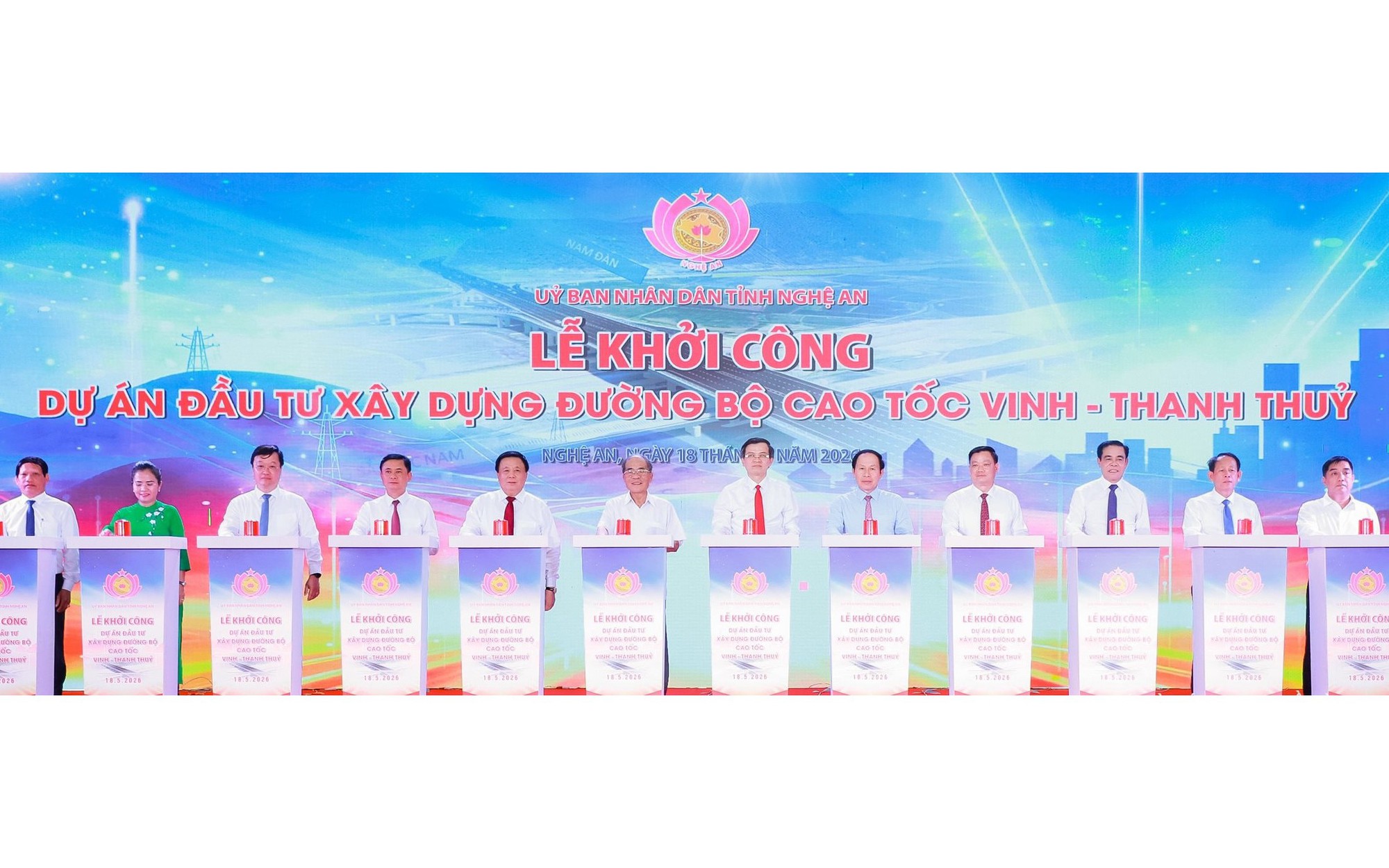 Khởi công xây dựng tuyến cao tốc gần 24.000 tỉ đồng