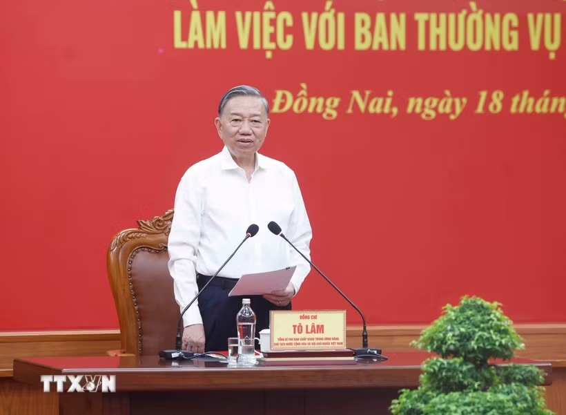 Tổng B&iacute; thư, Chủ tịch nước: Kiến tạo m&ocirc; h&igrave;nh tăng trưởng mới, đưa Đồng Nai vượt khỏi giới hạn trung  - Ảnh 1.