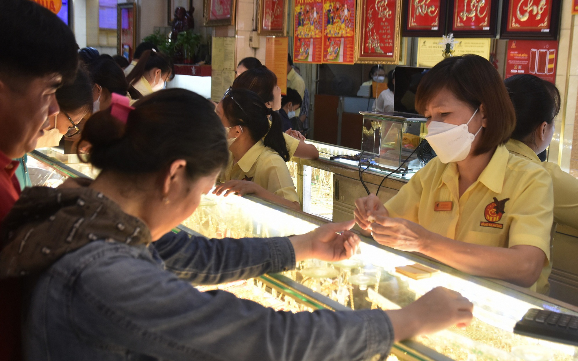 Gi&aacute; v&agrave;ng miếng SJC tăng mạnh ng&agrave;y 19 - 5 v&agrave; dự b&aacute;o thị trường v&agrave;ng 2026 - Ảnh 1.