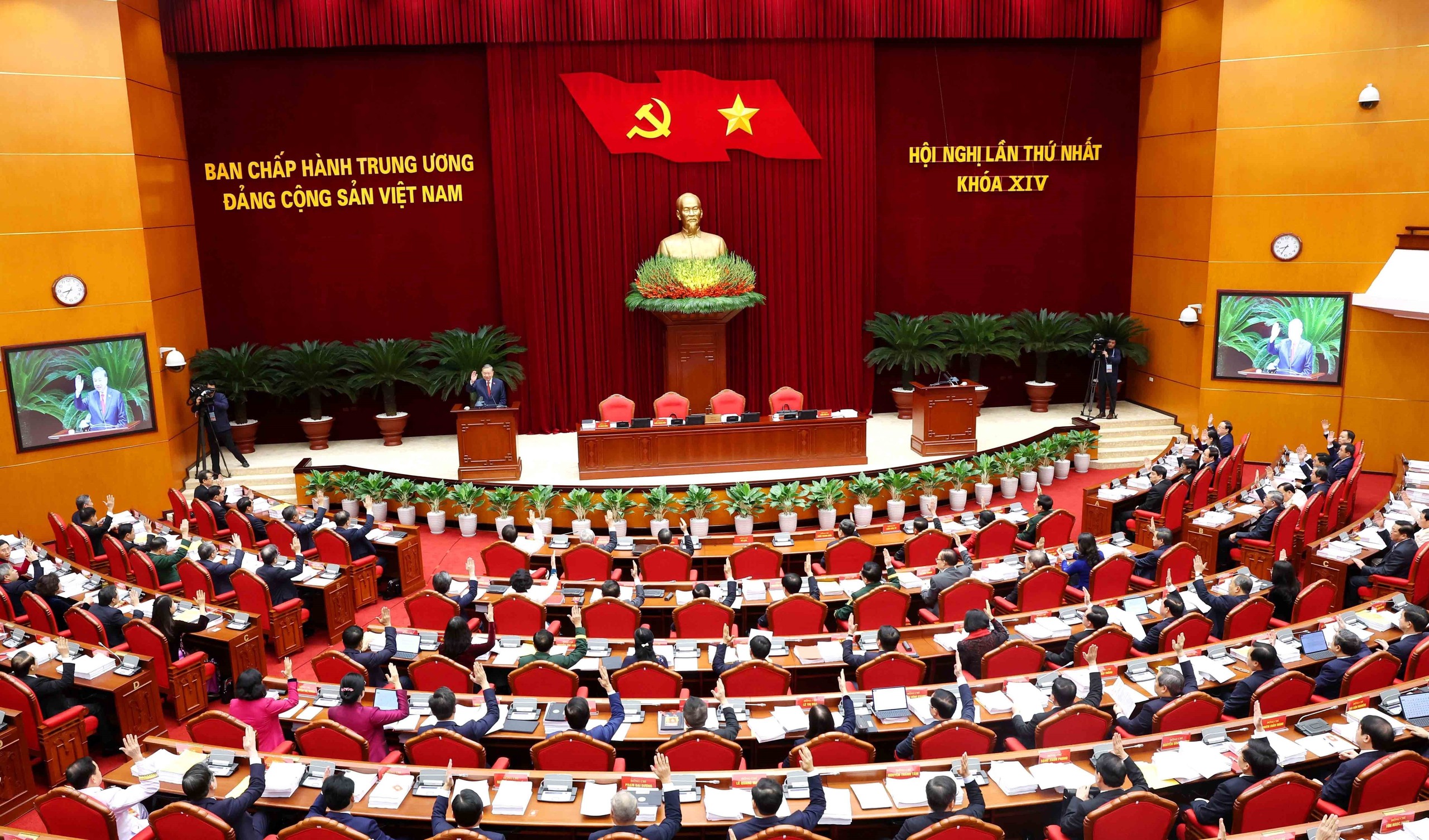 Tư tưởng Hồ Ch&iacute; Minh soi s&aacute;ng h&agrave;nh tr&igrave;nh ph&aacute;t triển đất nước - Ảnh 28.