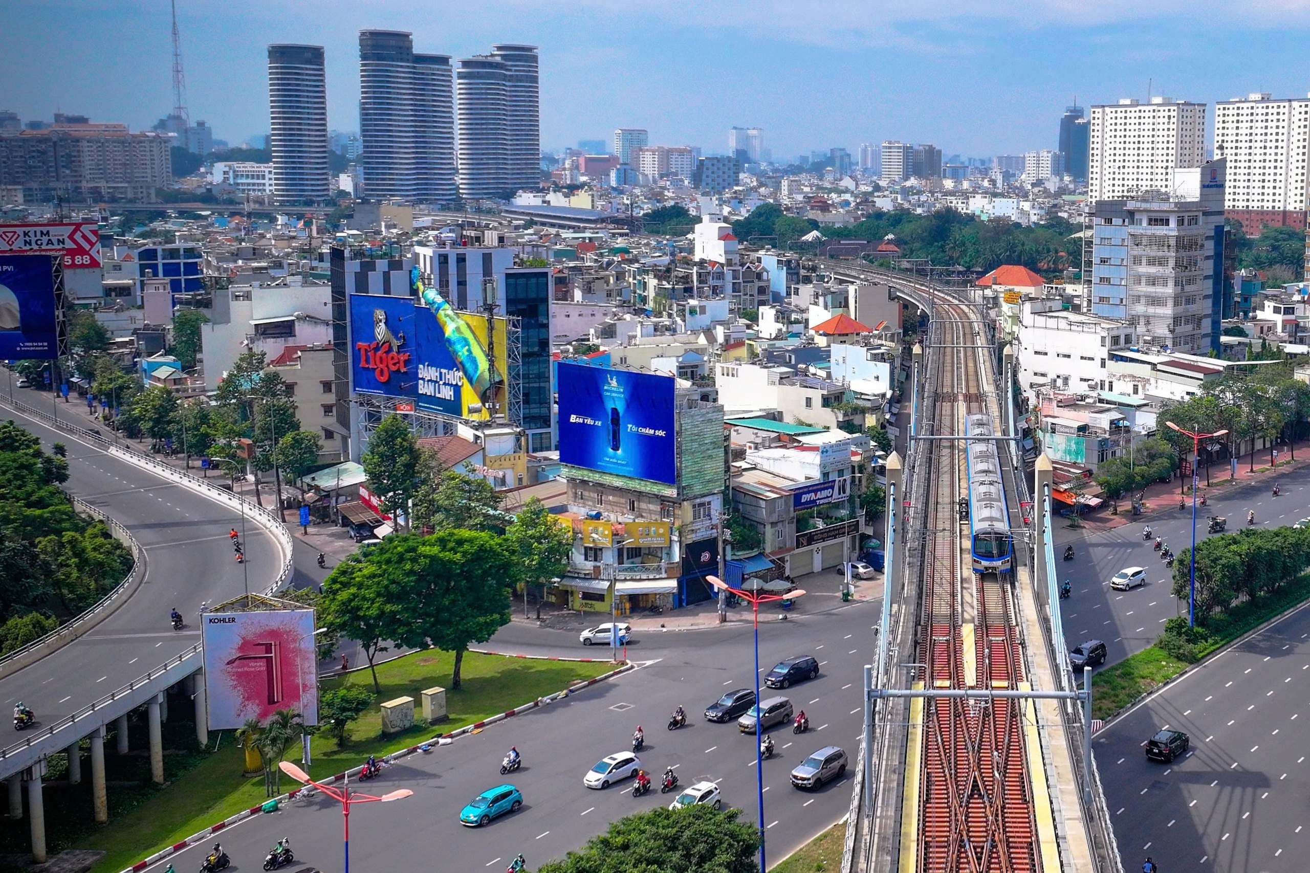 Tư tưởng Hồ Ch&iacute; Minh soi s&aacute;ng h&agrave;nh tr&igrave;nh ph&aacute;t triển đất nước - Ảnh 33.