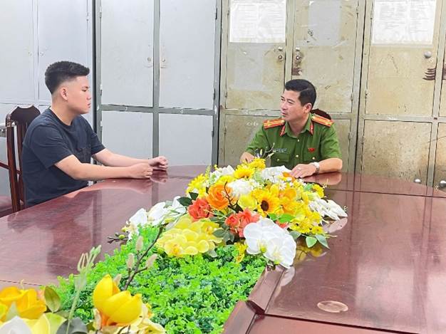 Vụ 2 c&ocirc; g&aacute;i bị đuổi đ&aacute;nh giữa đ&ecirc;m: Trần B&igrave;nh Minh bị tạm giữ h&igrave;nh sự - Ảnh 1.