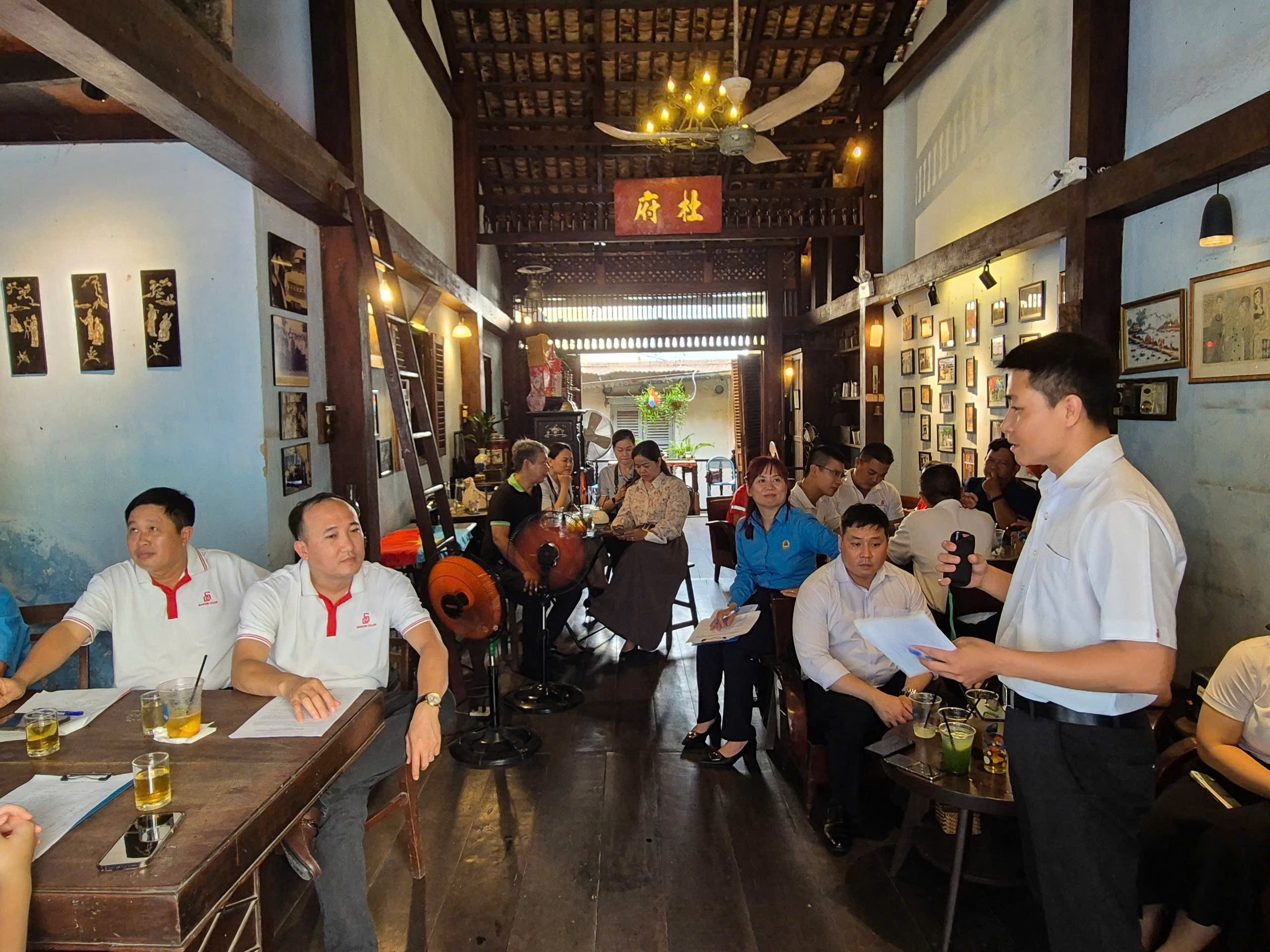 CÔNG ĐOÀN SÁT CÁNH VỚI NGƯỜI LAO ĐỘNG (*): Đối thoại để đồng hành phát triển - Ảnh 1.