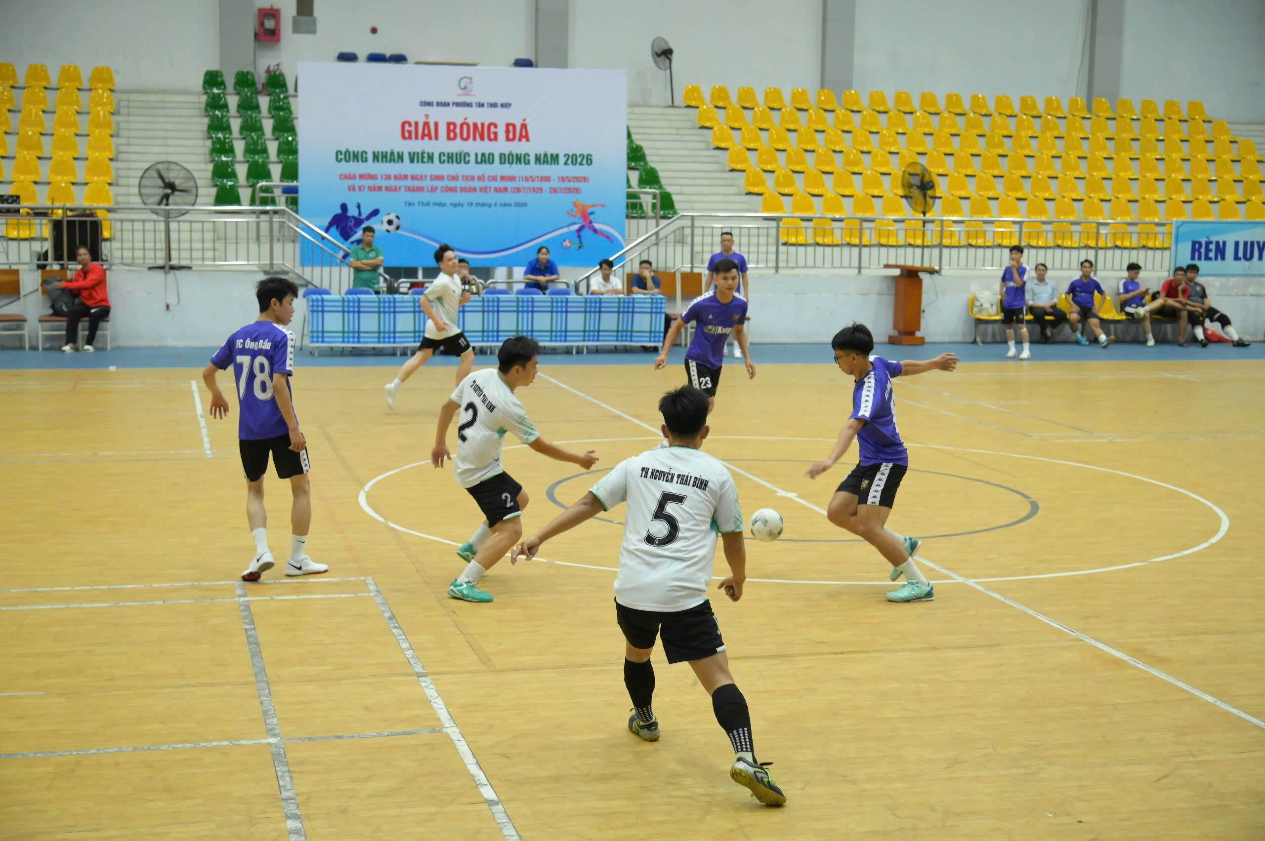 Chăm lo chu đ&aacute;o đời sống tinh thần, vật chất cho đo&agrave;n vi&ecirc;n, lao động - Ảnh 2.