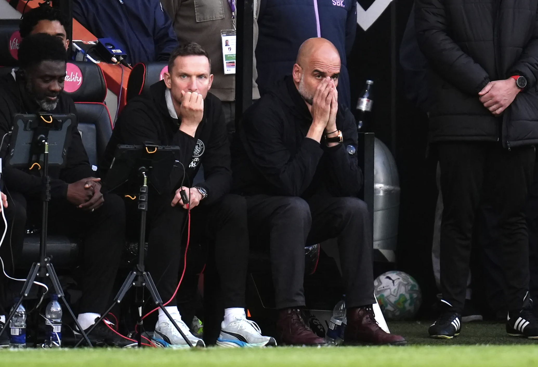 Man City tung cờ trắng, Arsenal chính thức vô địch Ngoại hạng Anh - Ảnh 5.