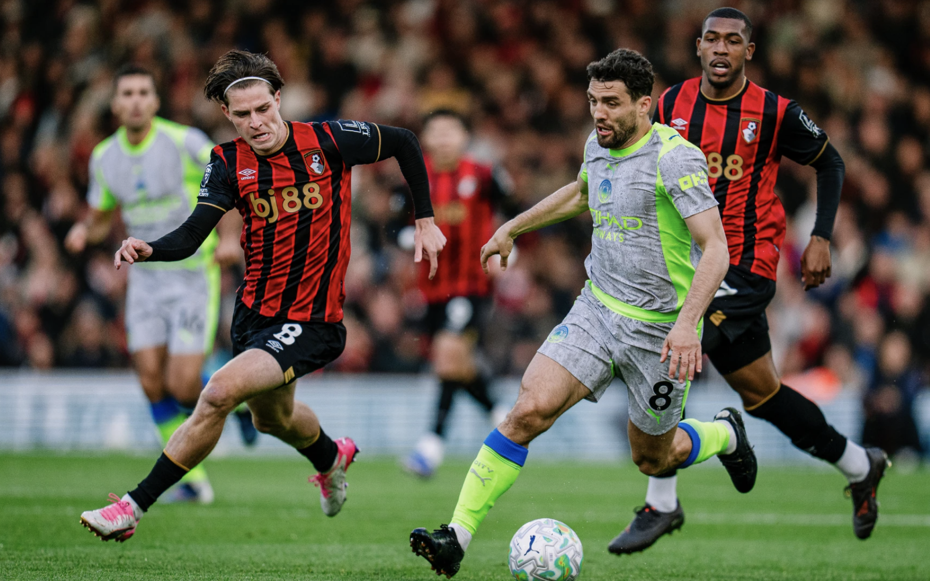 Man City tung cờ trắng, Arsenal chính thức vô địch Ngoại hạng Anh