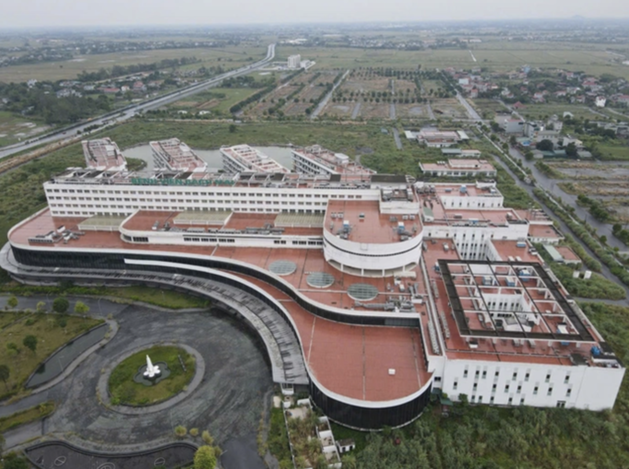 Cựu Bộ trưởng Nguyễn Thị Kim Tiến hầu t&ograve;a về Vi phạm Quản l&yacute; t&agrave;i sản Nh&agrave; nước - Ảnh 2.