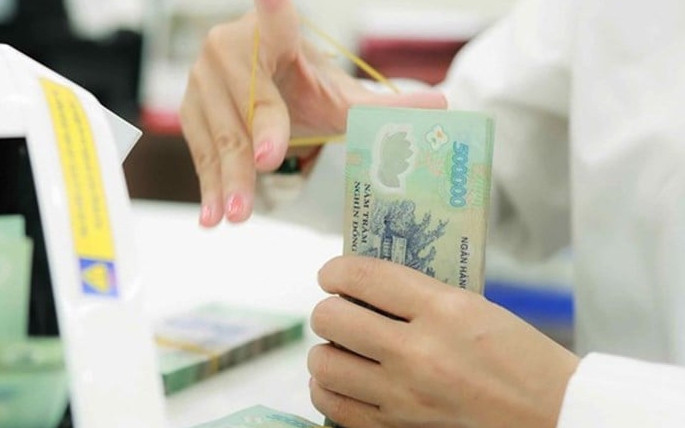 Gần 4.200 tỉ đồng chi trả lương hưu, trợ cấp BHXH tháng 6