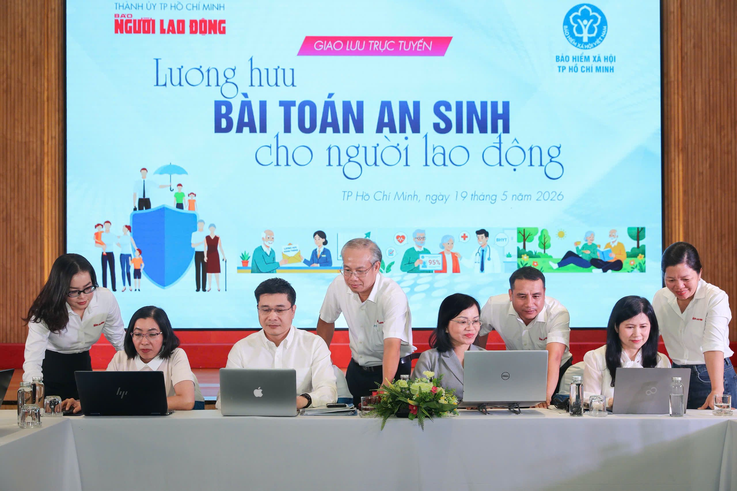 Trực tiếp &ldquo;gỡ rối&rdquo; b&agrave;i to&aacute;n lương hưu cho người lao động - Ảnh 1.