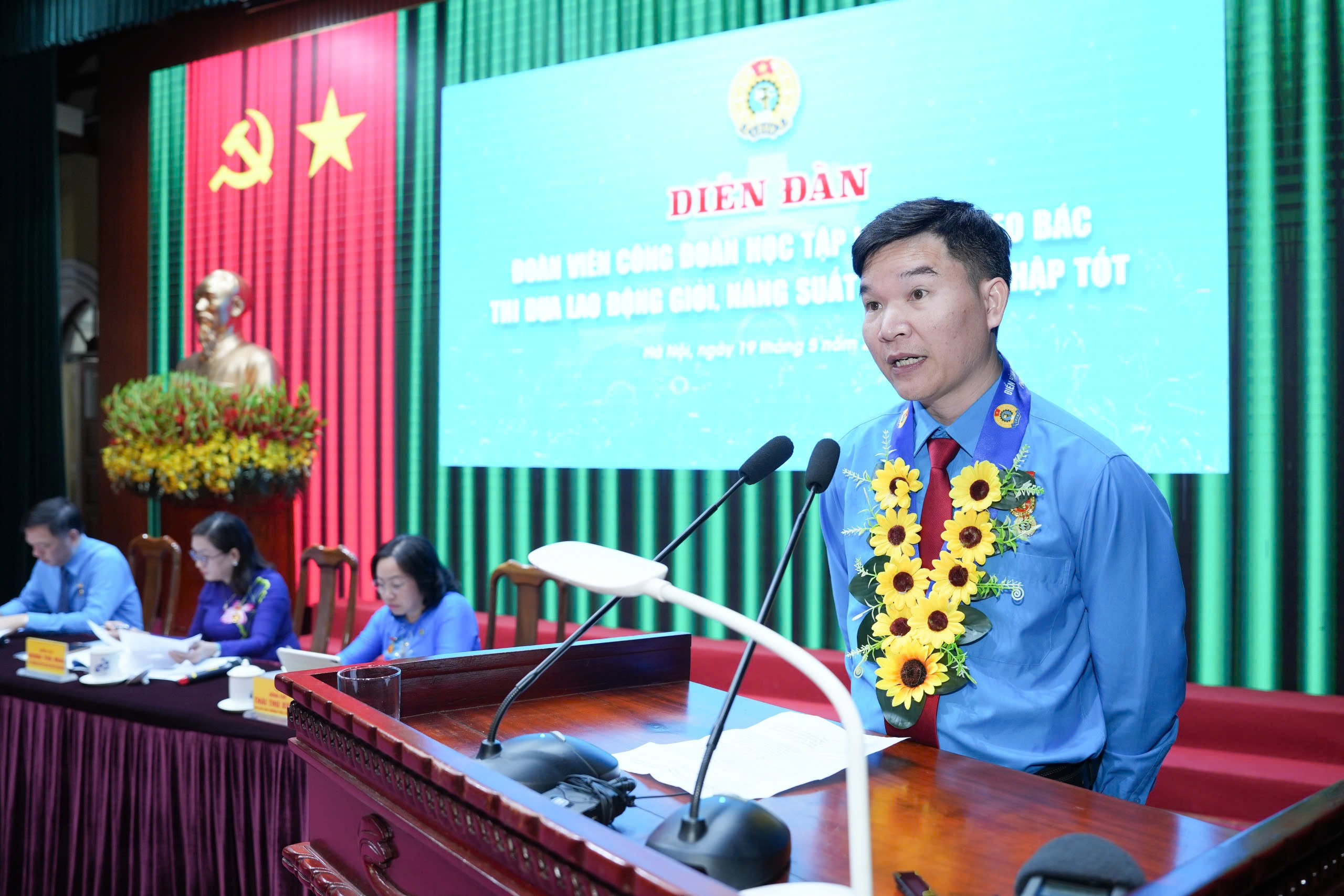 7 gương s&aacute;ng C&ocirc;ng đo&agrave;n TPHCM được t&ocirc;n vinh điển h&igrave;nh học B&aacute;c - Ảnh 4.