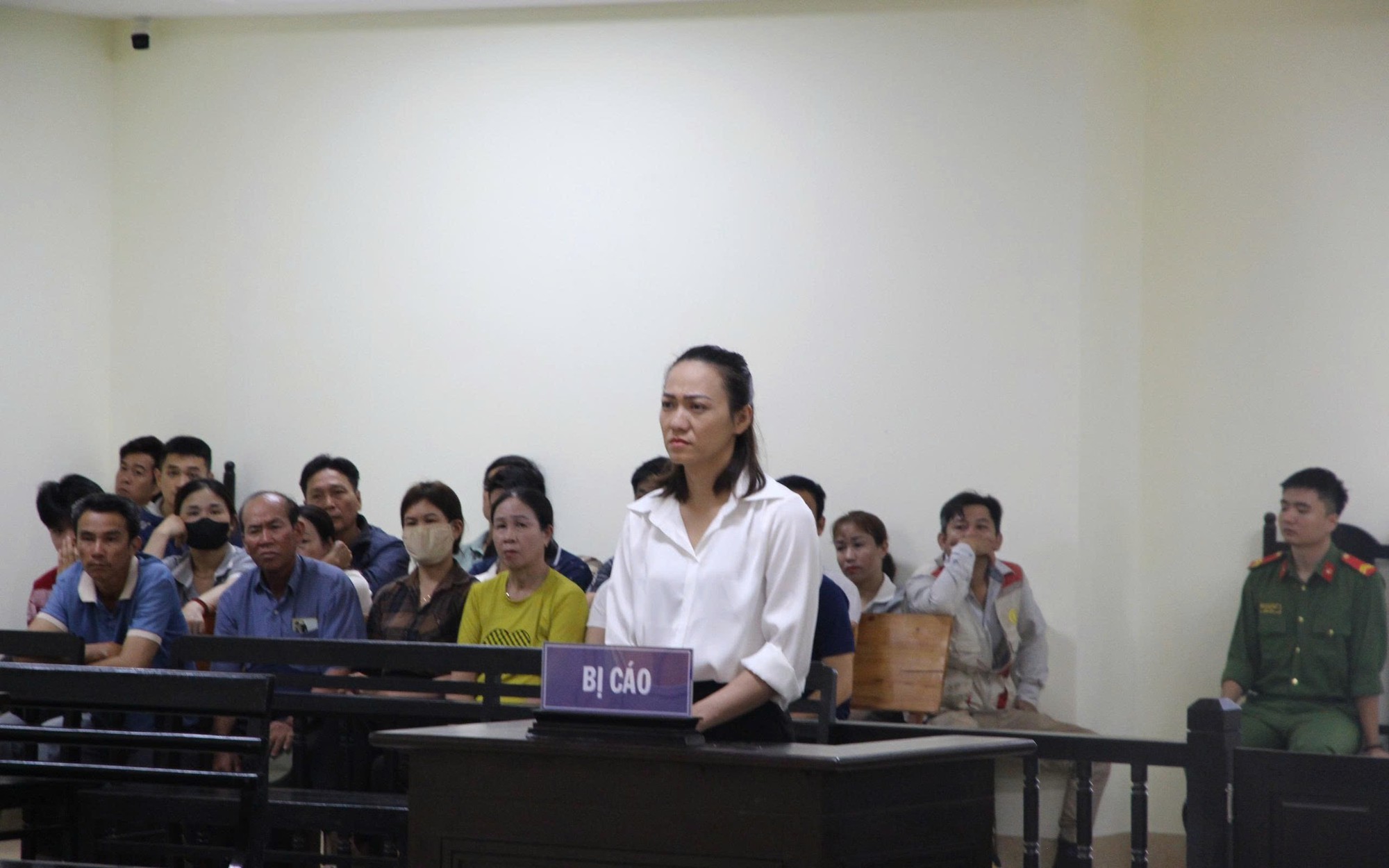 Y án với nữ tài xế uống 8 lon bia rồi lái xe tông chủ tịch xã tử vong