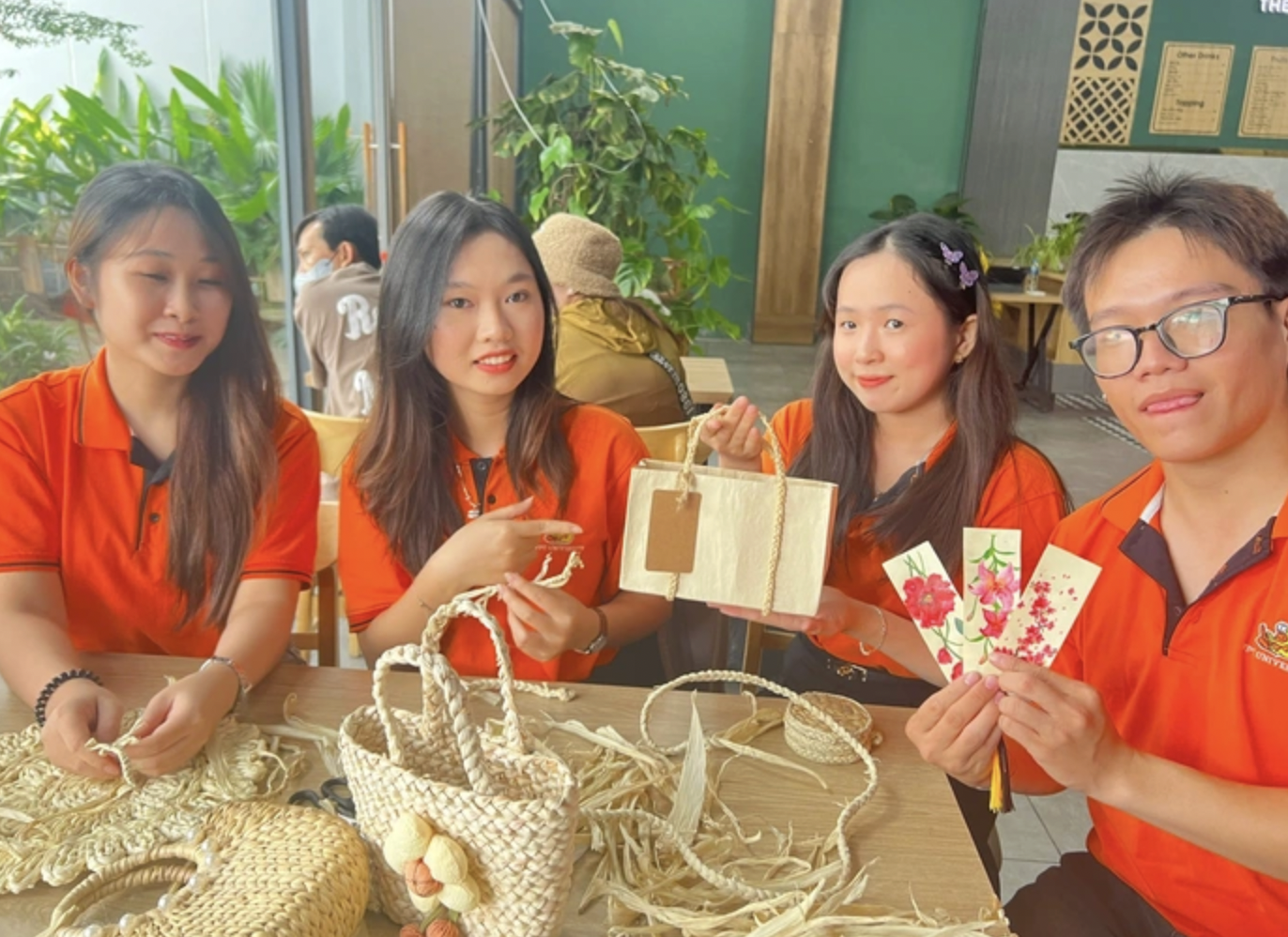 Tổng LĐLĐ Việt Nam triển khai chương tr&igrave;nh "Hỗ trợ học sinh, sinh vi&ecirc;n khởi nghiệp - Ảnh 1.