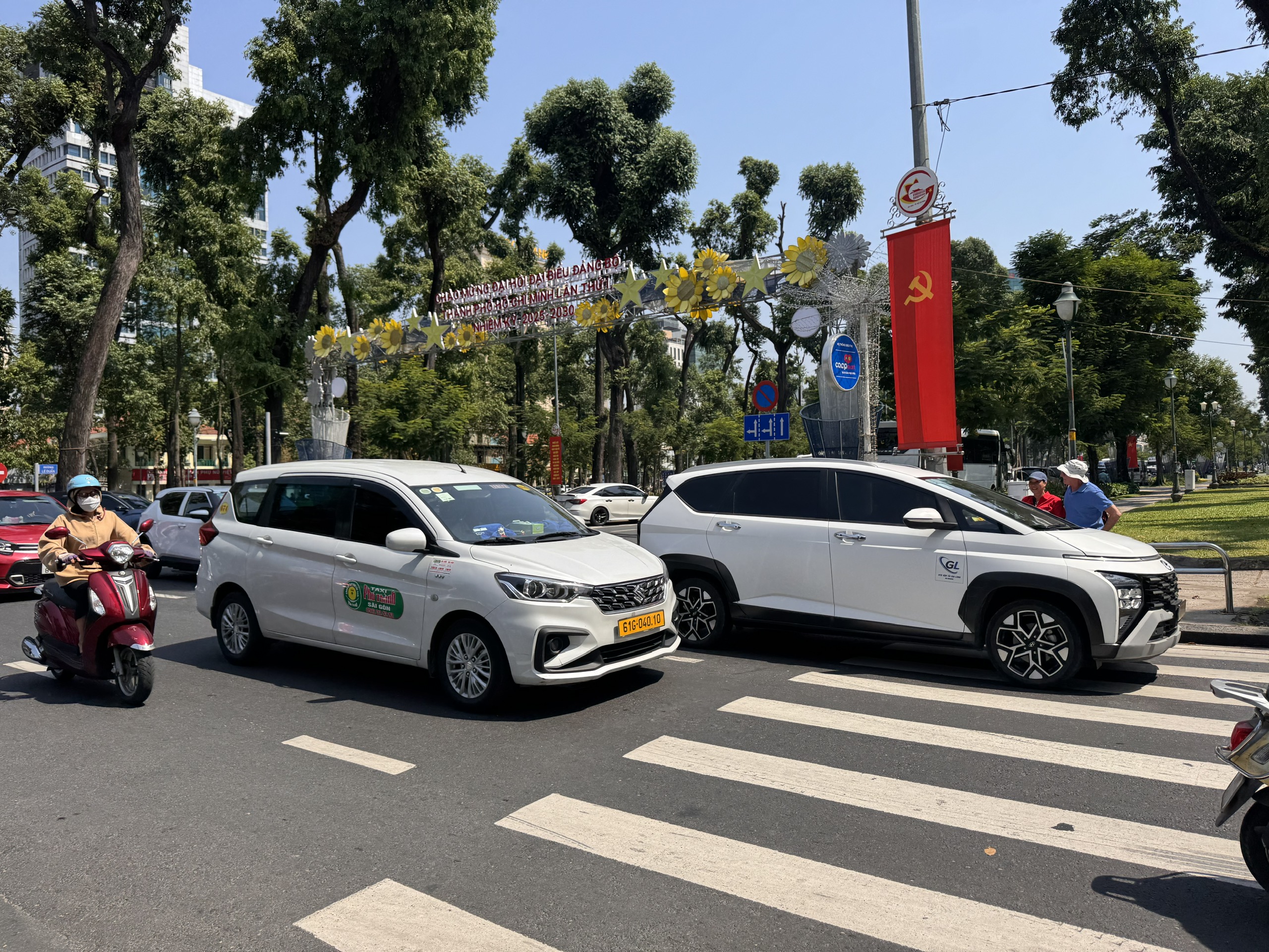 Xăng E10 có làm hỏng xe cũ không? tìm hiểu sự thật 2026 - Ảnh 2.