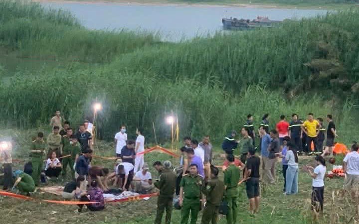 Vụ đuối nước 5 trẻ em tử vong: Lời kể "chết lặng" của người tìm thấy 3 thi thể