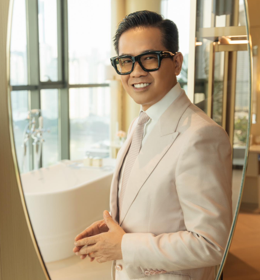 Thái Công “mất tích" - Ảnh 2.