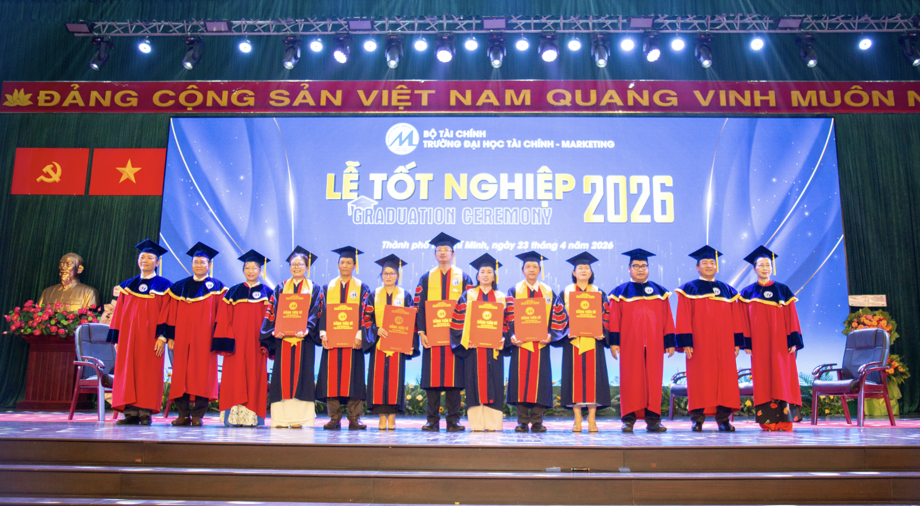Chuẩn h&oacute;a đội ngũ, tạo bệ ph&oacute;ng cho nh&acirc;n lực chất lượng cao - Ảnh 1.