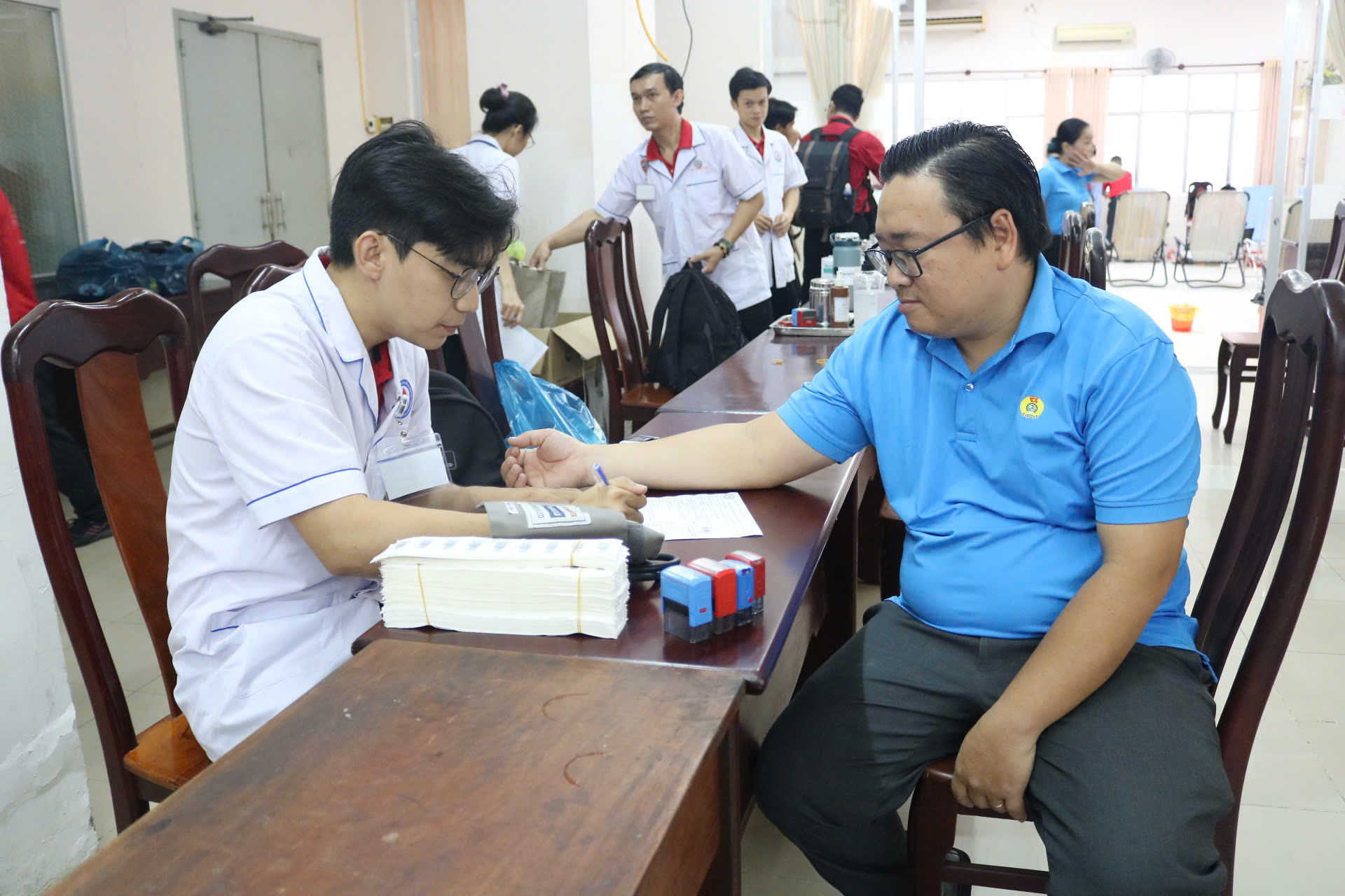 500 đo&agrave;n vi&ecirc;n, người lao động tham gia ng&agrave;y hội hiến m&aacute;u ở Cần Thơ - Ảnh 3.