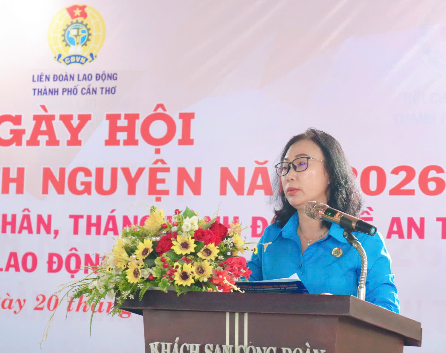 500 đo&agrave;n vi&ecirc;n, người lao động tham gia ng&agrave;y hội hiến m&aacute;u ở Cần Thơ - Ảnh 1.