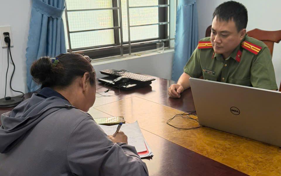 Công an mời làm việc 1 phụ nữ ở Quảng Trị vì tương tác với trang "Thoibao.de"
