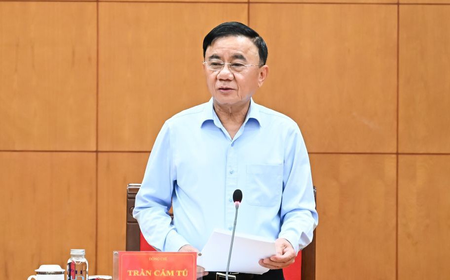 Bộ Chính trị yêu cầu kiểm soát chặt chẽ, thực chất 
tài sản, thu nhập của cán bộ, đảng viên