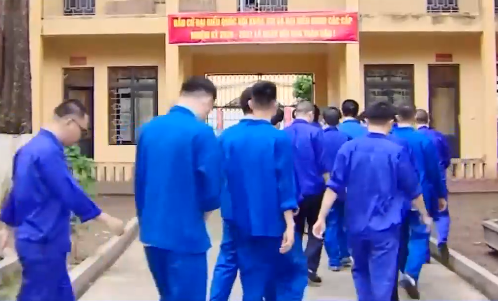 Ph&aacute; đường d&acirc;y CakhiaTV, ph&aacute;t lậu b&oacute;ng đ&aacute;, quảng c&aacute;o c&aacute; độ với số tiền thu lợi đặc biệt lớn - Ảnh 2.