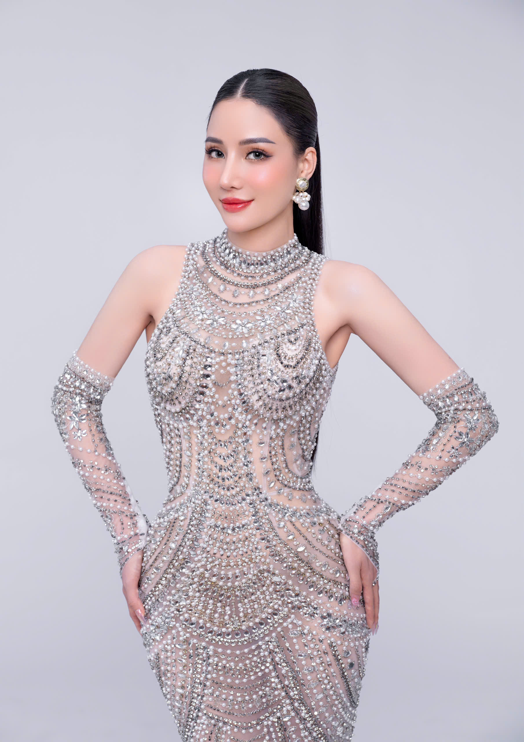 Hoạ hâu Hoàng Thanh Loan: Lãnh đạo bắt đầu từ việc lắng nghe chính mình - Ảnh 2.