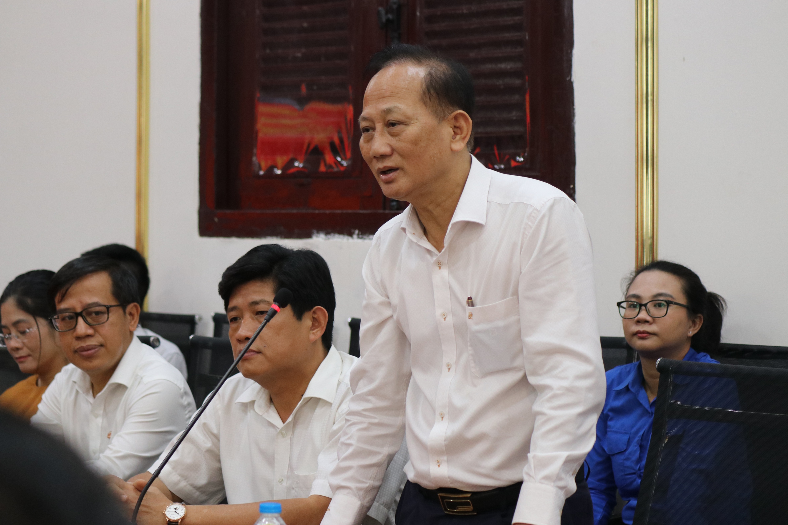 Phường Xu&acirc;n H&ograve;a thăm, l&agrave;m việc v&agrave; tặng qu&agrave; c&aacute;c đơn vị chăm s&oacute;c, gi&aacute;o dục trẻ em đặc biệt - Ảnh 7.