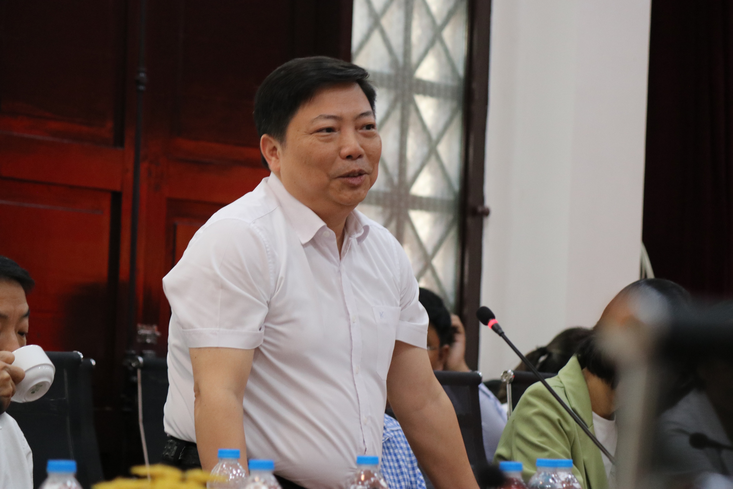 Phường Xu&acirc;n H&ograve;a thăm, l&agrave;m việc v&agrave; tặng qu&agrave; c&aacute;c đơn vị chăm s&oacute;c, gi&aacute;o dục trẻ em đặc biệt - Ảnh 3.