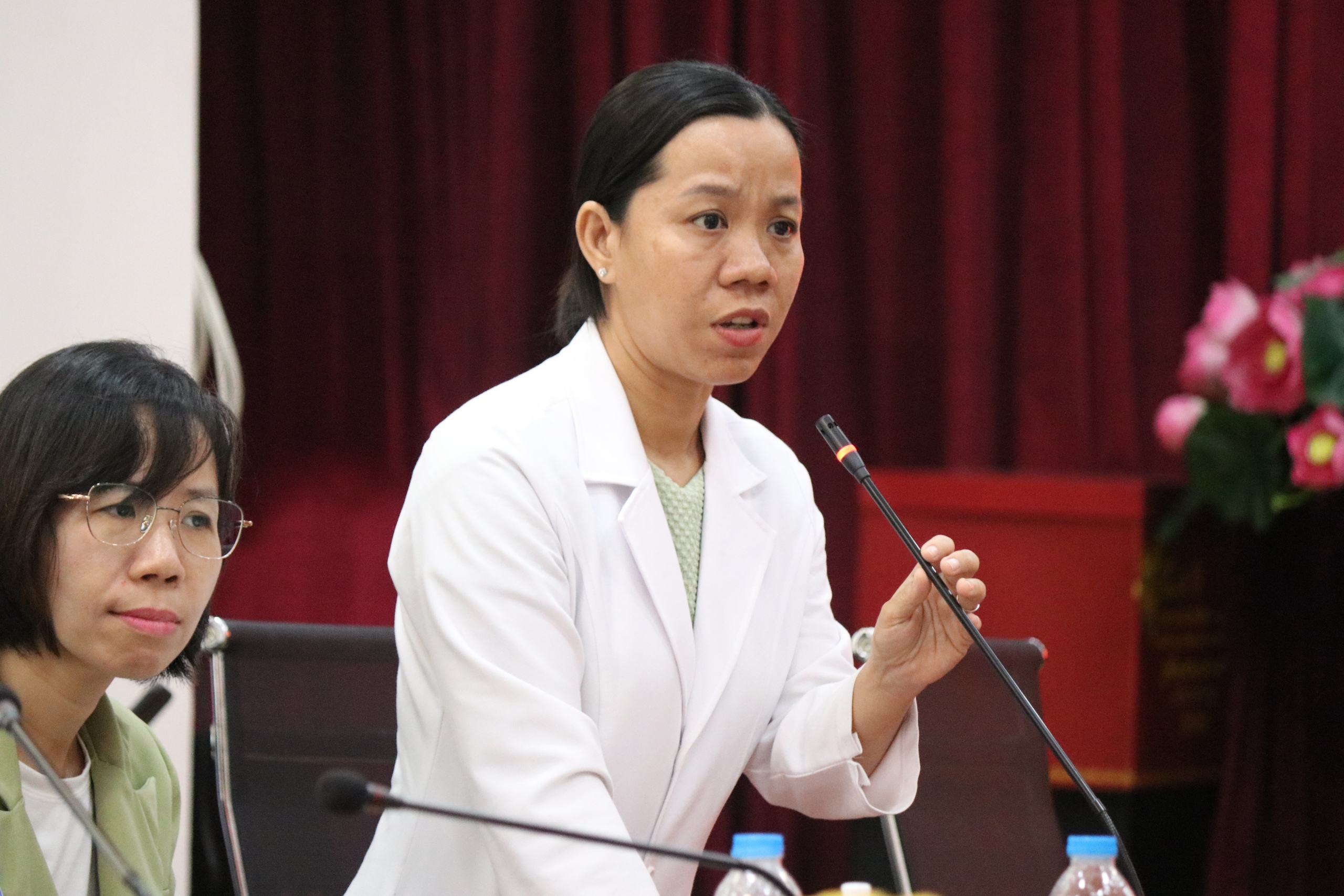 Phường Xu&acirc;n H&ograve;a thăm, l&agrave;m việc v&agrave; tặng qu&agrave; c&aacute;c đơn vị chăm s&oacute;c, gi&aacute;o dục trẻ em đặc biệt - Ảnh 4.