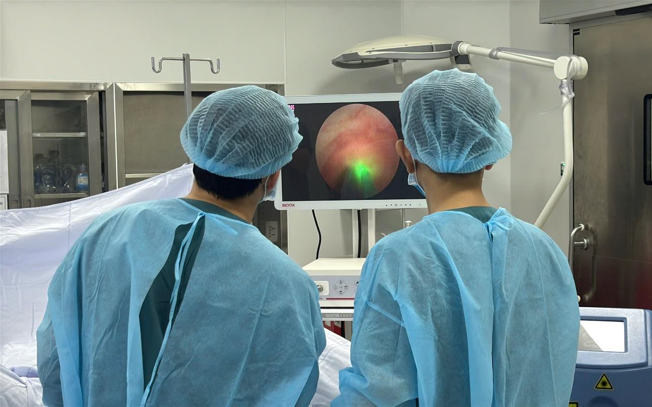 Chủ quan với đau lưng, người đàn ông bị tàn phá sức khỏe
