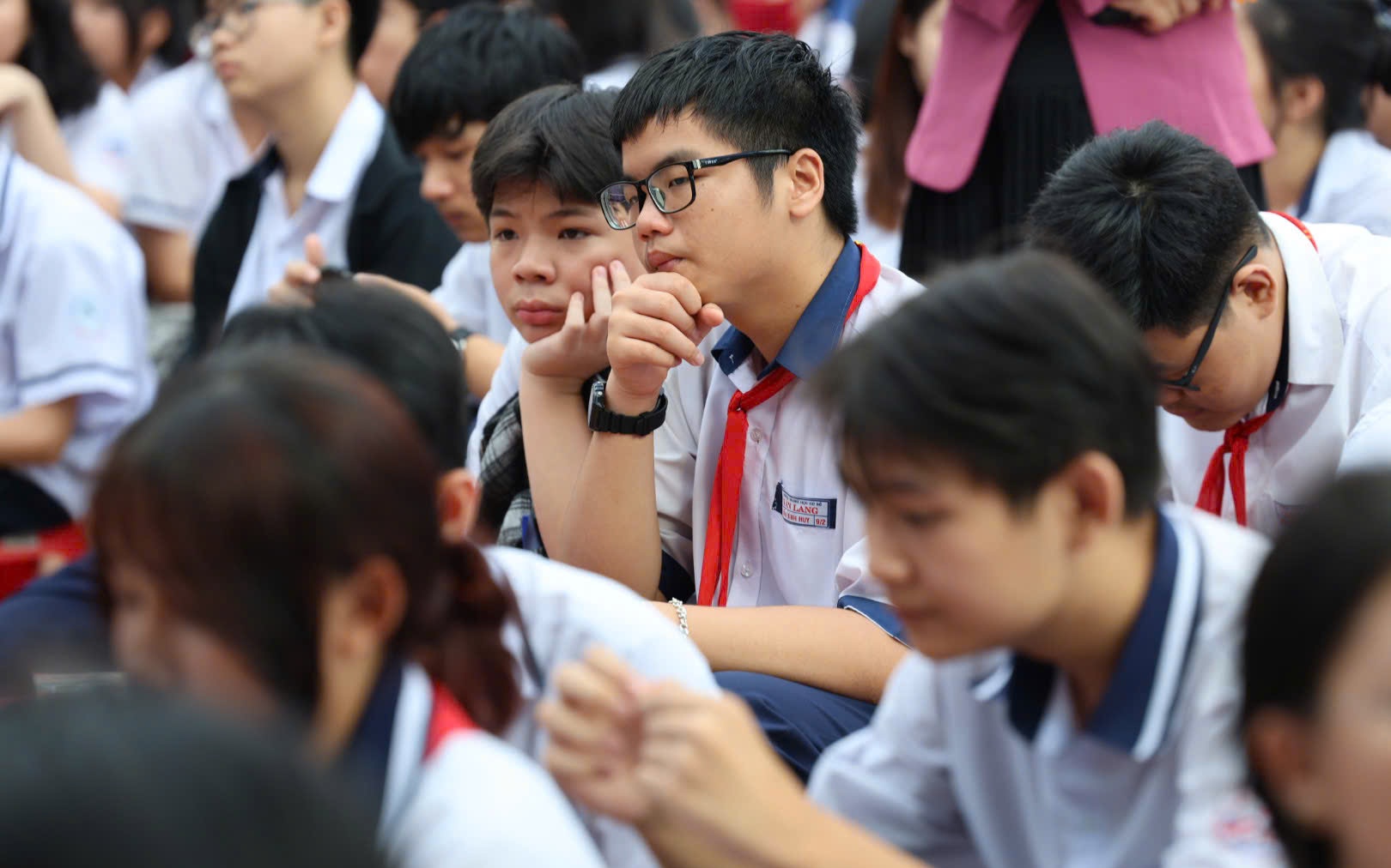 Công bố 242 điểm thi lớp 10 ở TPHCM, đề thi được giao trước 1 ngày