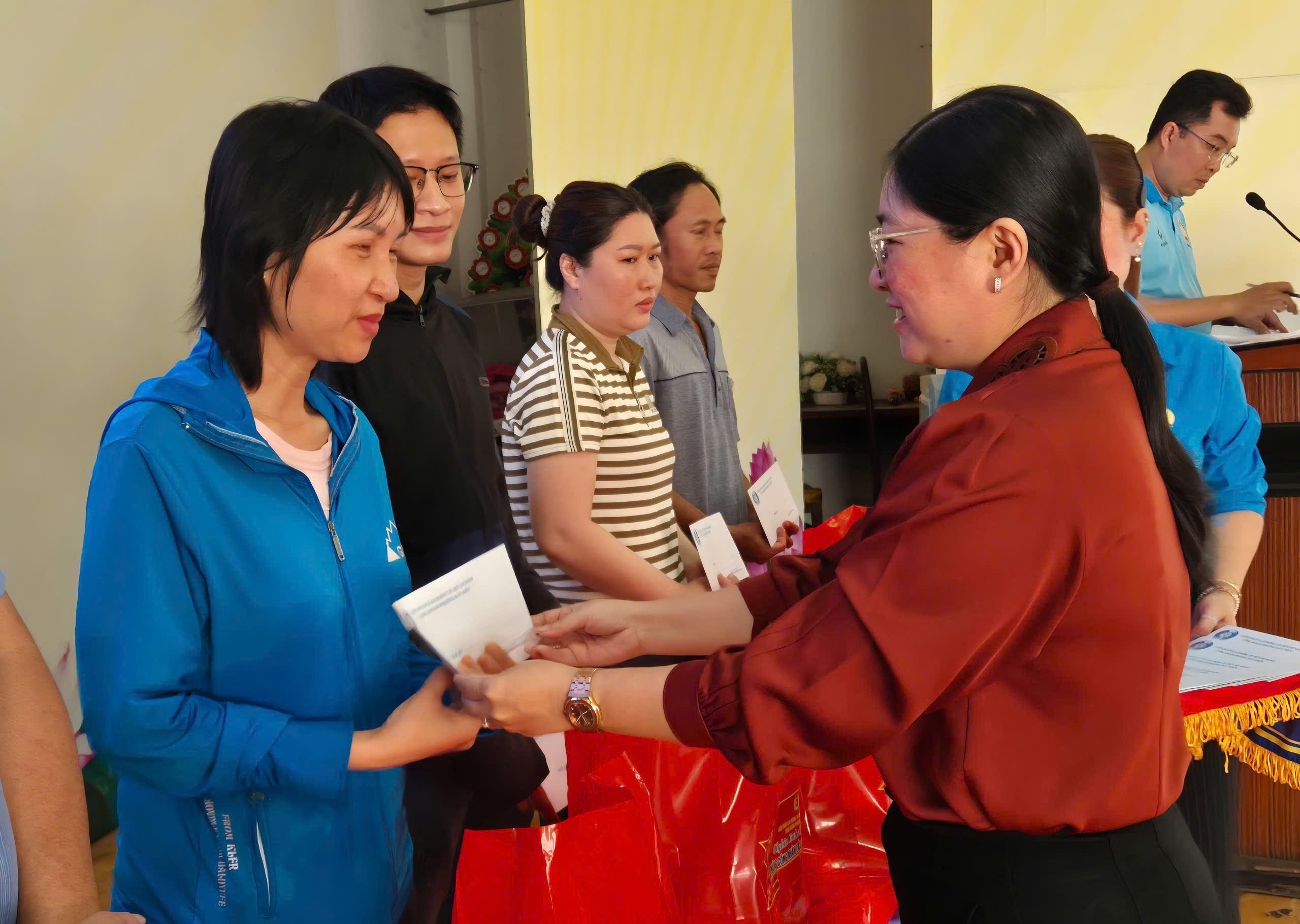 TPHCM: Công đoàn phường Bảy Hiền cảm ơn người lao động - Ảnh 4.